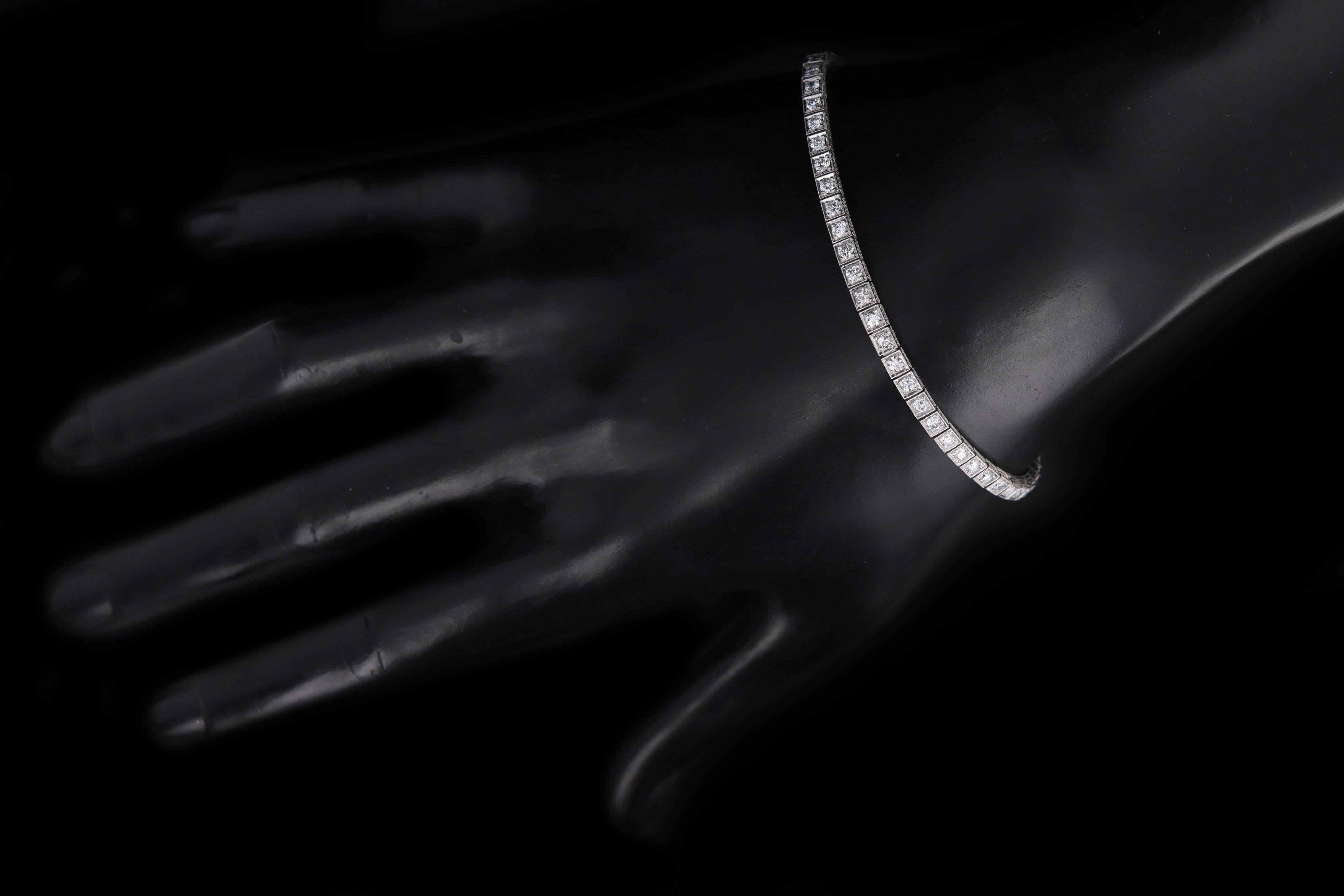 Art Deco Platinum 2.50 Carat Total Weight Old European Cut Diamond Tennis Bracelet - Queen May