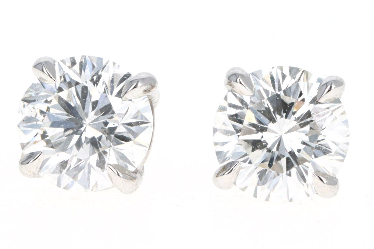14K White Gold 1 Carat Total Weight Round Diamond Stud Earrings - Queen May