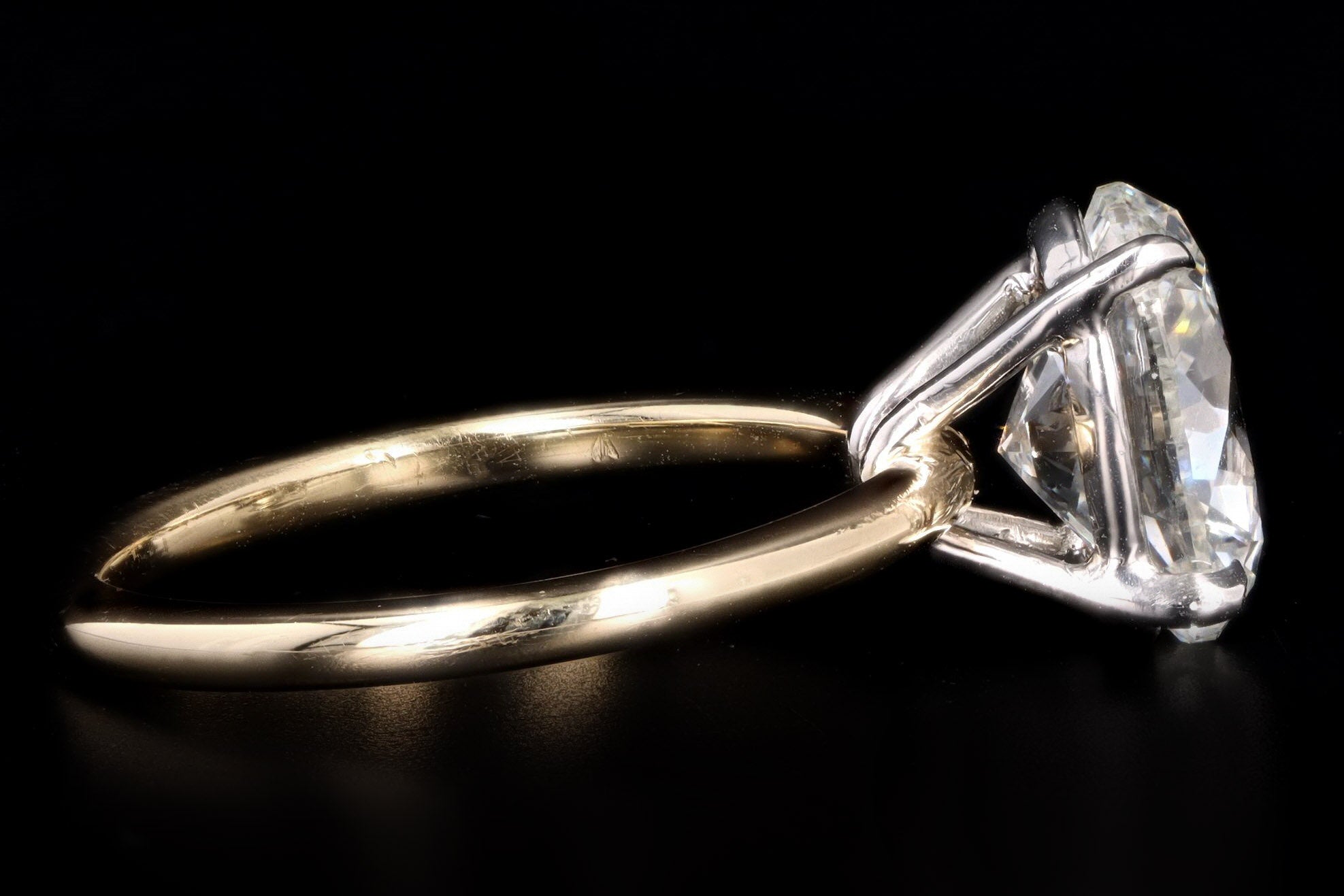 18K Yellow Gold and Platinum 2.99 Carat Oval Diamond Engagement Ring GIA Certified - Queen May
