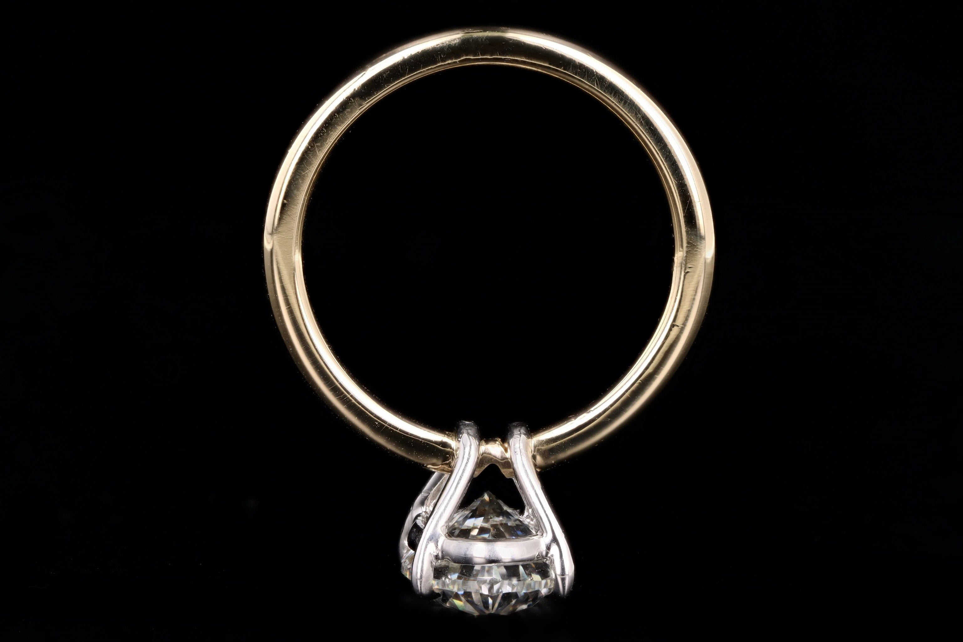 18K Yellow Gold and Platinum 2.99 Carat Oval Diamond Engagement Ring GIA Certified - Queen May