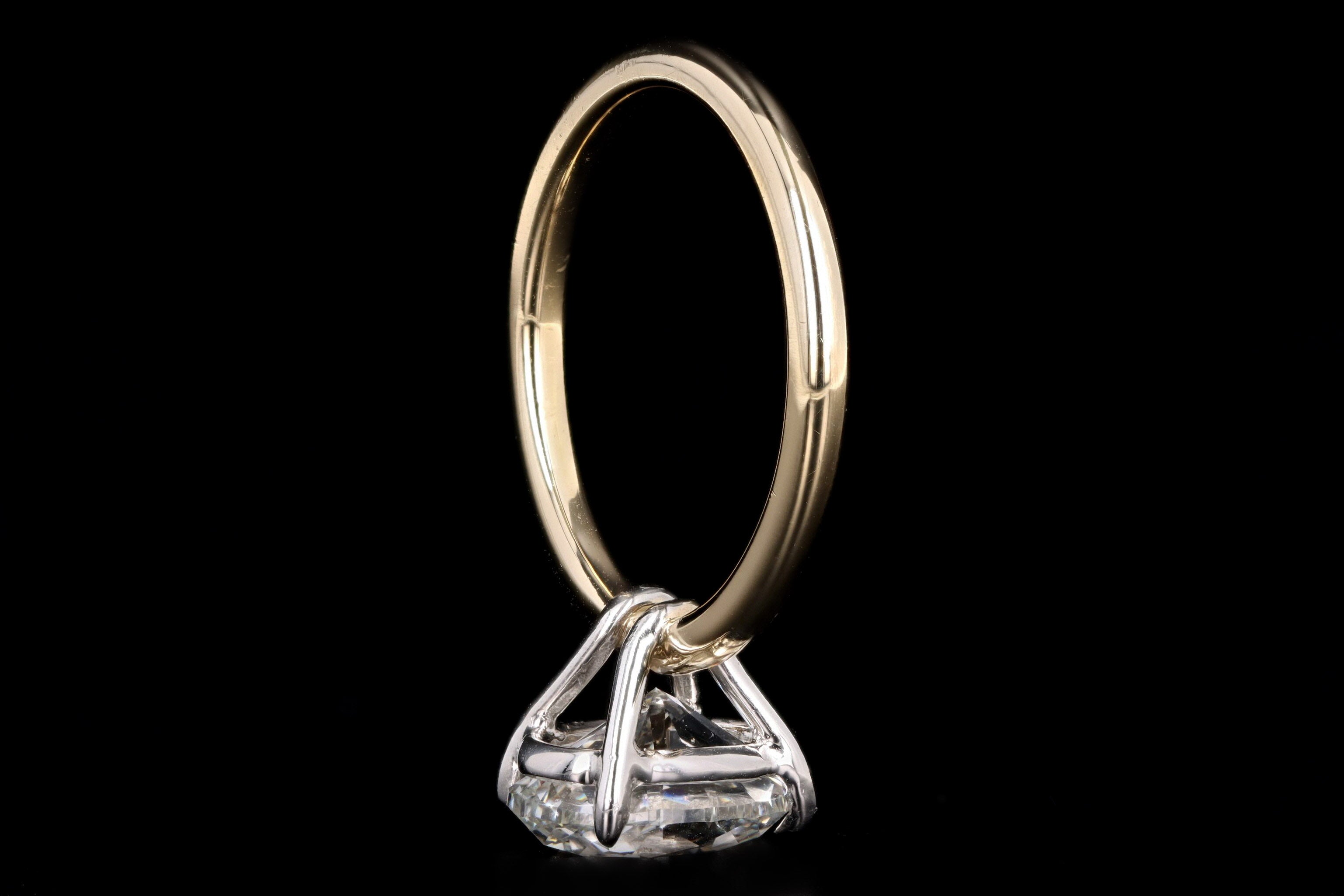 18K Yellow Gold and Platinum 2.99 Carat Oval Diamond Engagement Ring GIA Certified - Queen May
