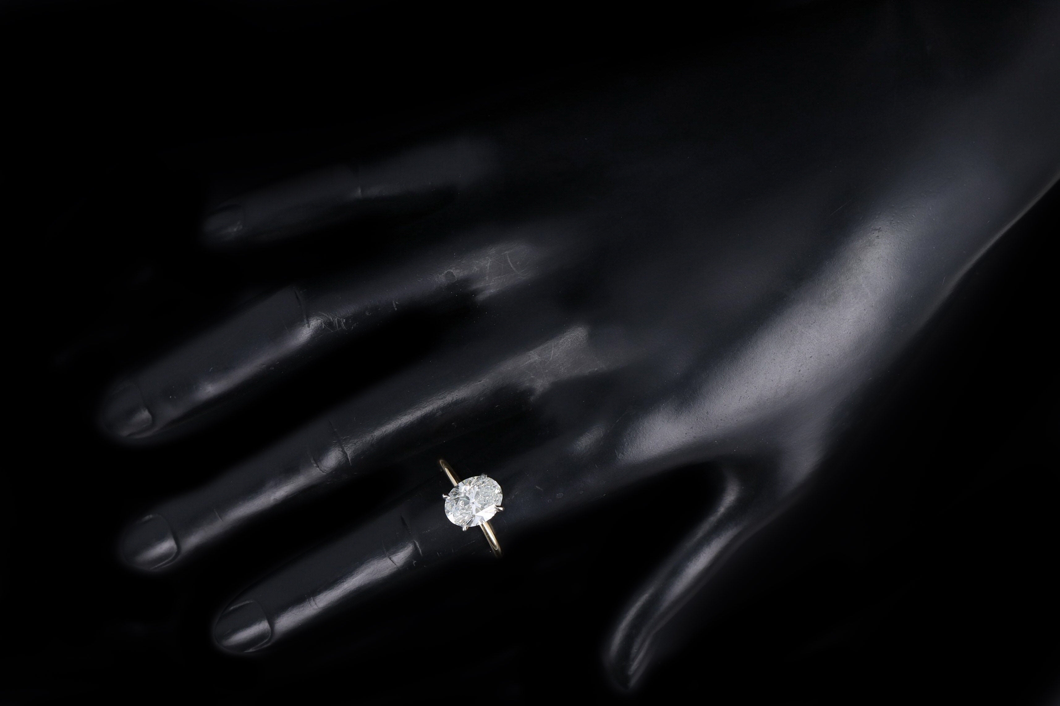 18K Yellow Gold and Platinum 2.99 Carat Oval Diamond Engagement Ring GIA Certified - Queen May