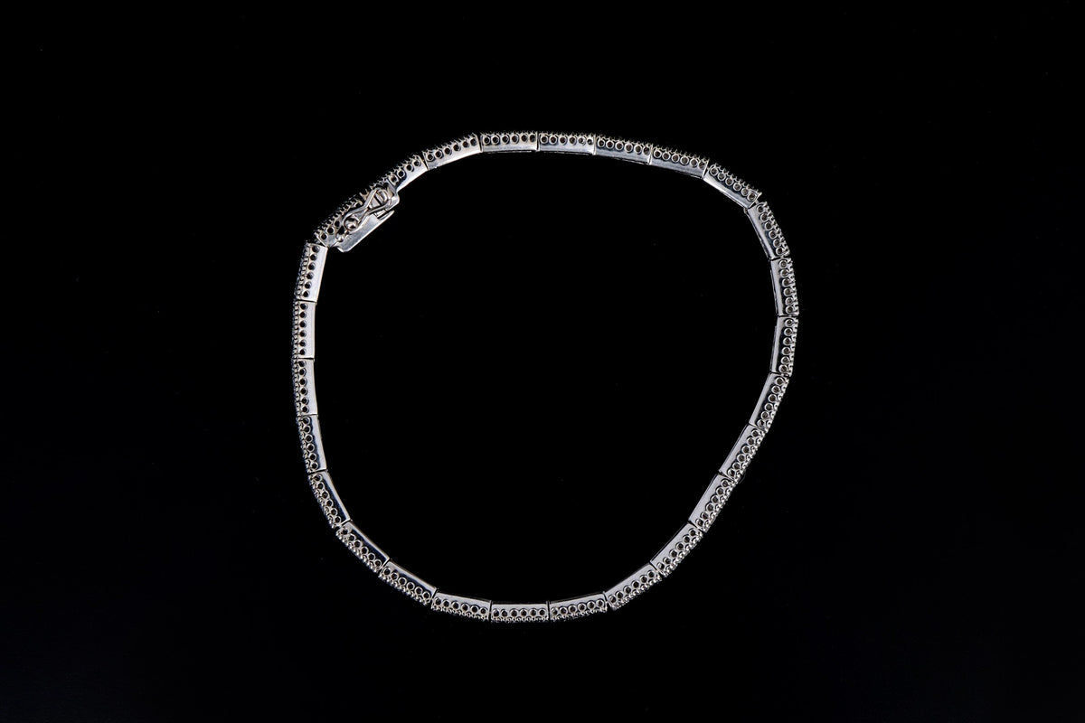 18K White Gold Natural Sapphire & Diamond Line Bracelet - Queen May