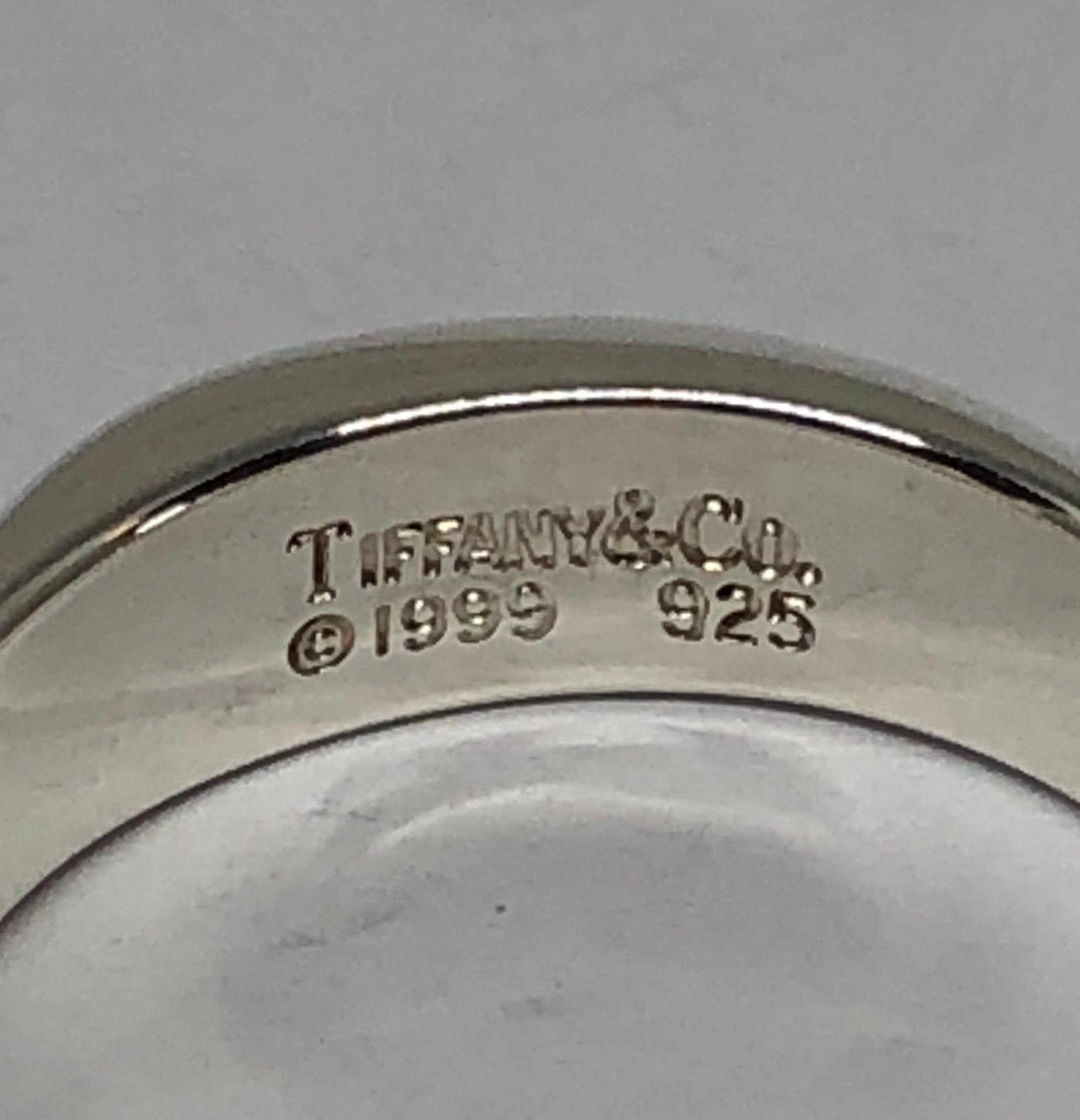Tiffany & Co Sterling Silver 1999 Twist Dome Band Ring Size 8.25 - Queen May