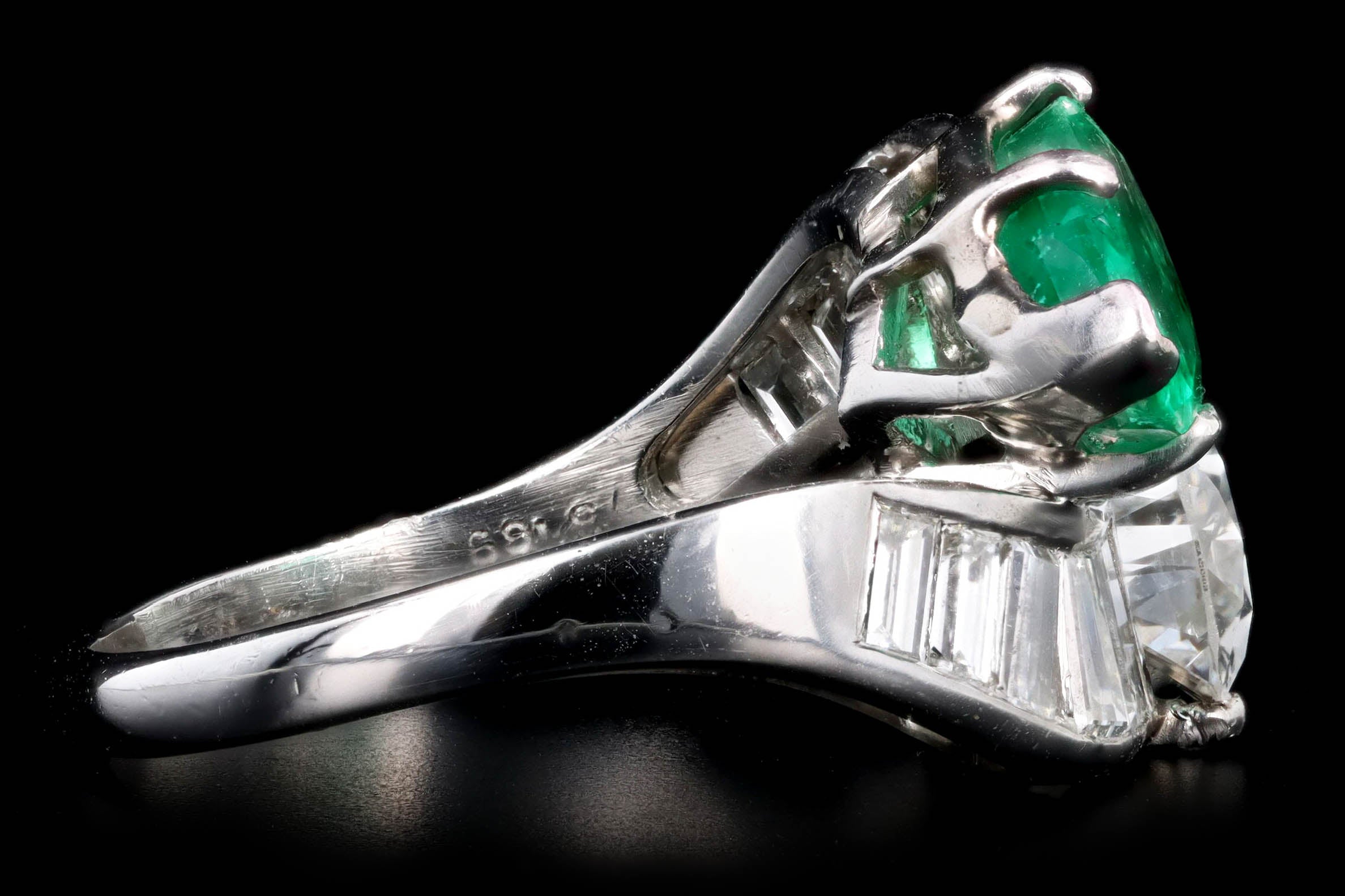 Retro Platinum 1.91 Carat Pear Diamond & 1.5 Carat Natural Emerald Toi Et Moi Ring GIA Certified - Queen May