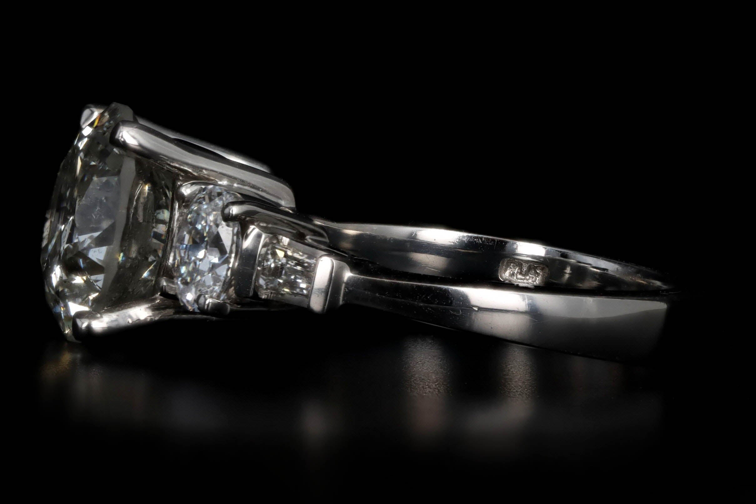 4.1 Carat Round Brilliant Diamond Oval Baguette Accent Engagement Ring in Platinum - Queen May