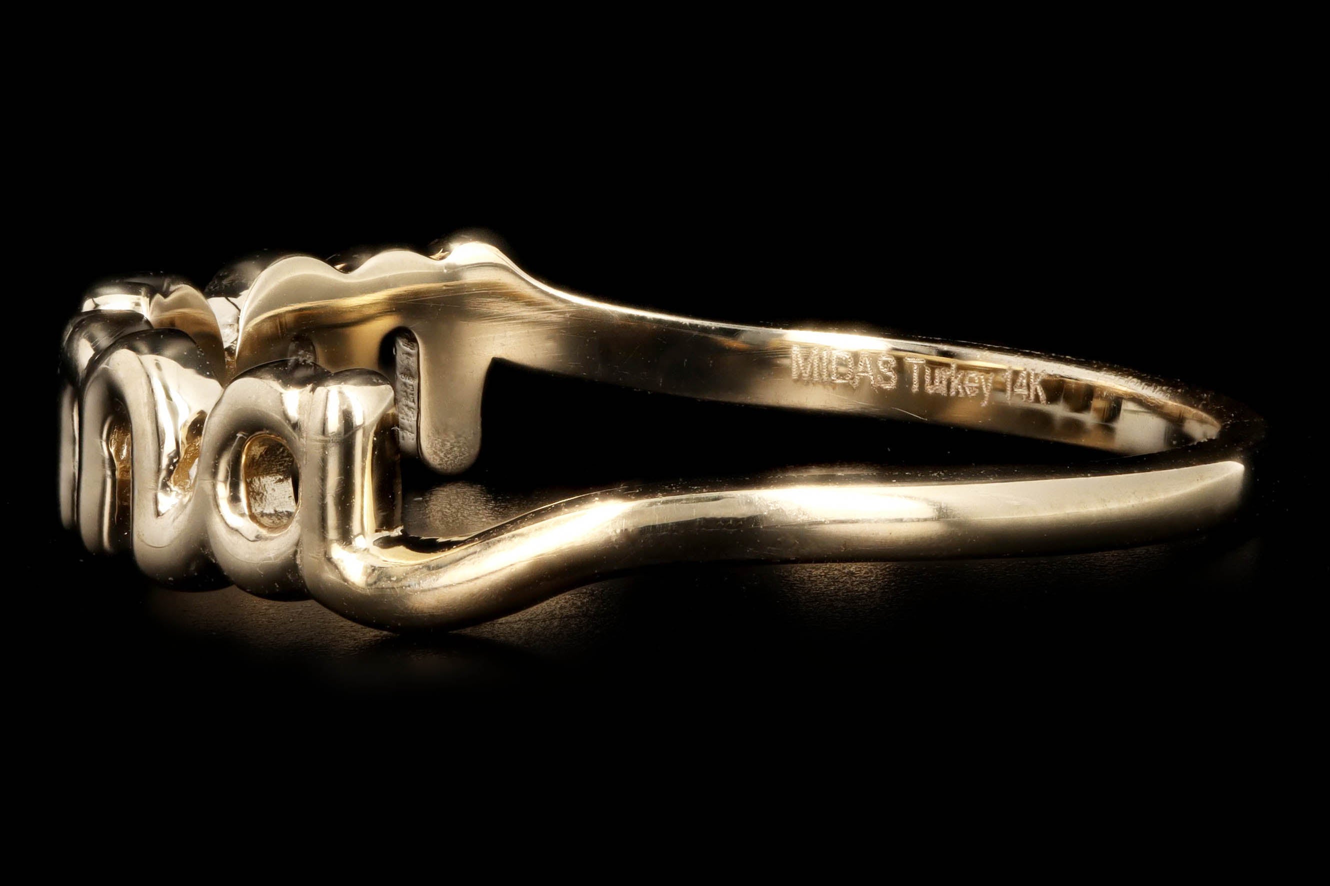 New 14K Yellow Gold Cursive "Mama Ring - Queen May