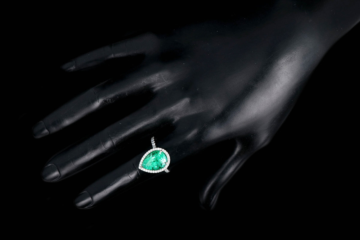 New Platinum 5 Carat Colombian Pear Cut Emerald Diamond Halo Ring - Queen May