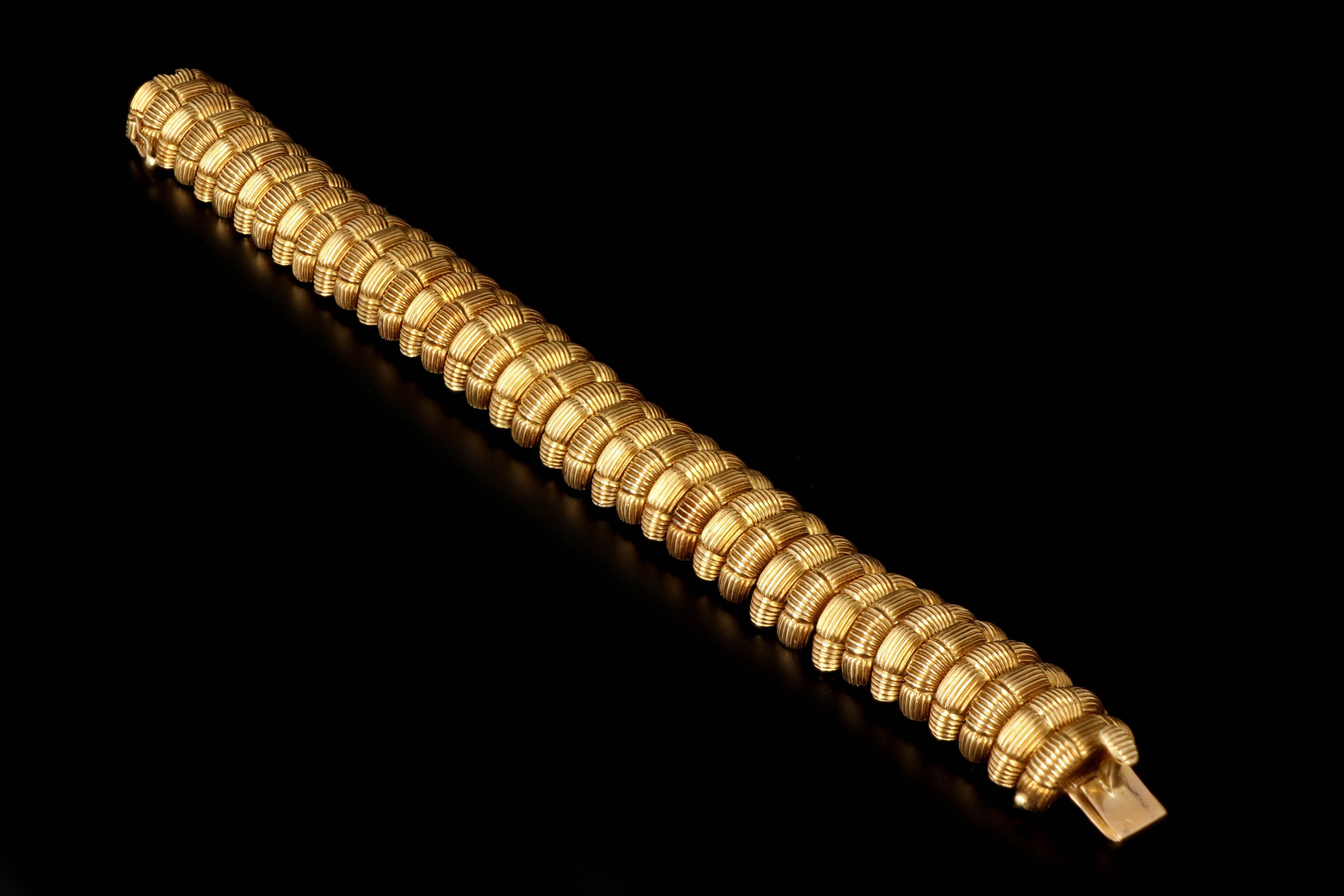 Vintage 18K Yellow Gold French Bracelet - Queen May