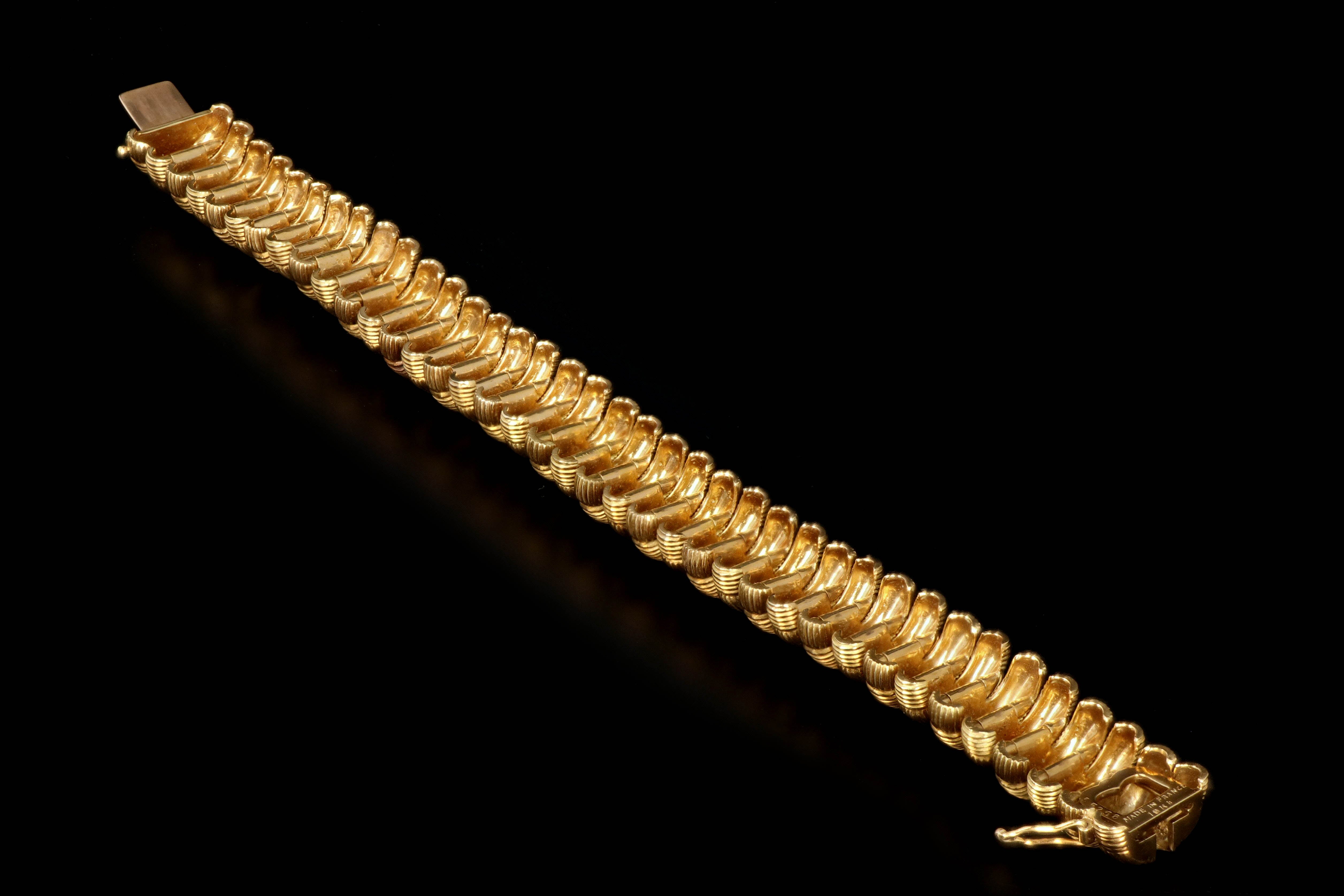 Vintage 18K Yellow Gold French Bracelet - Queen May