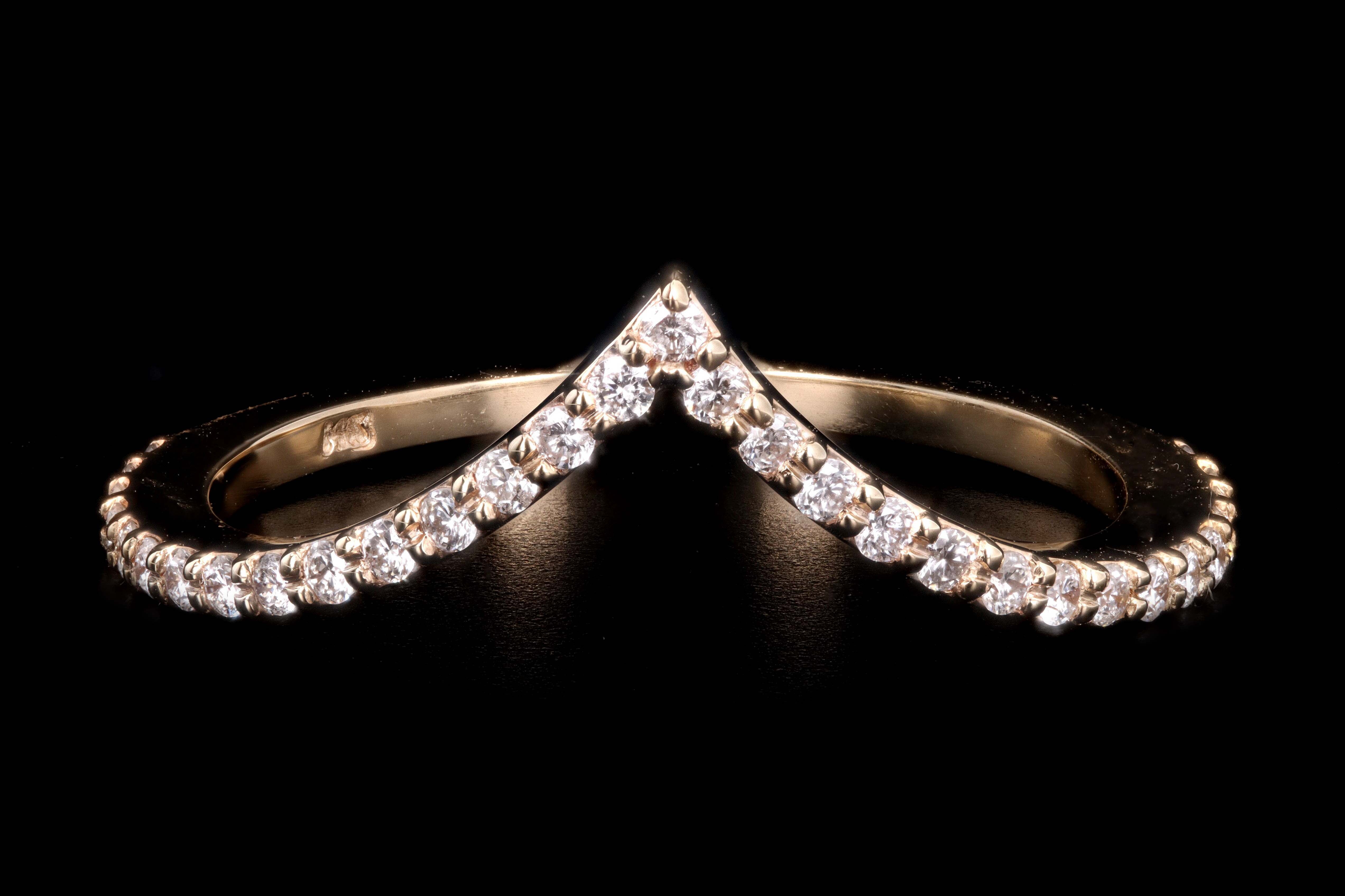 14K Gold 0.26 Carat Round Diamond Contour V-Shape Wedding Band - Queen May