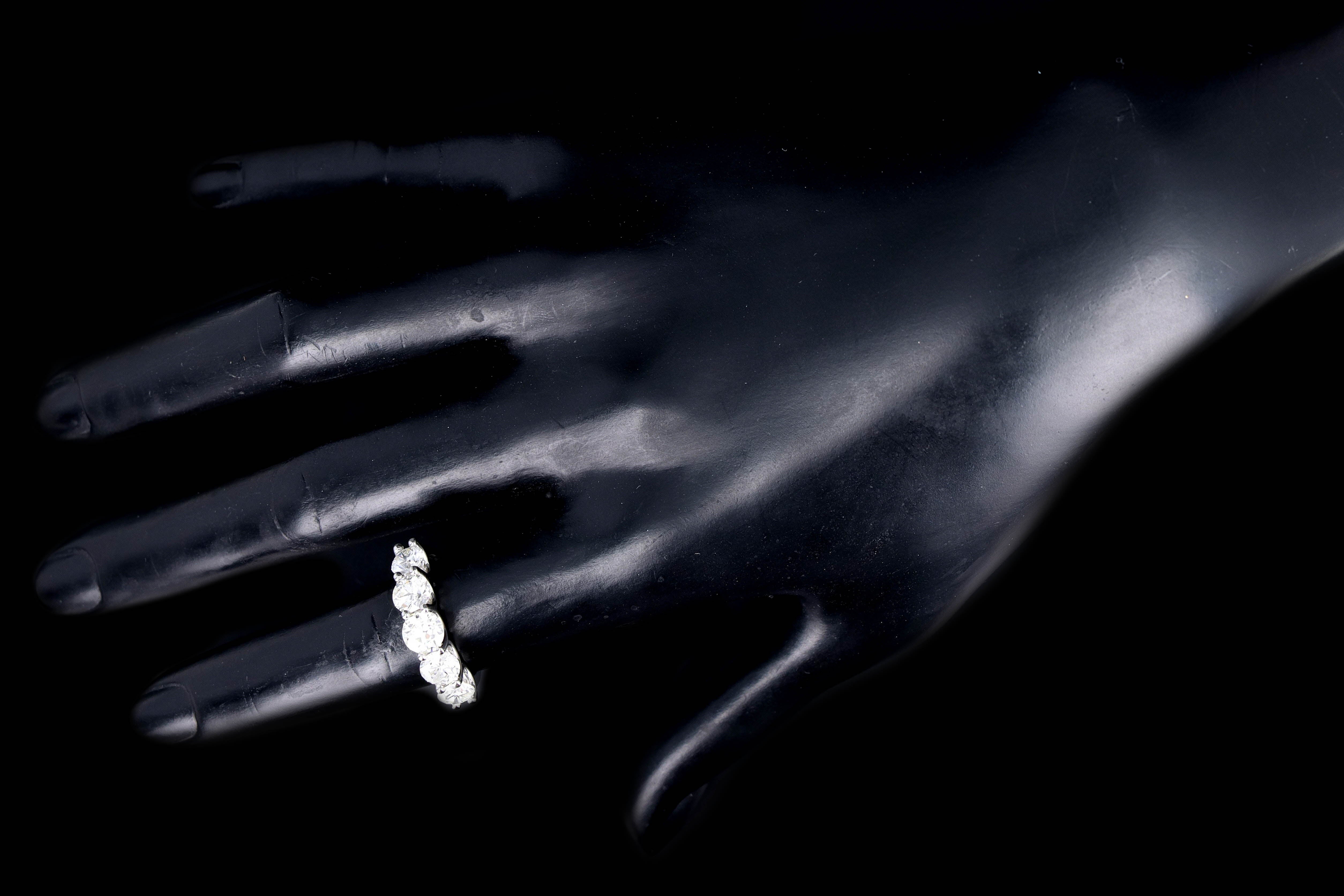 New Platinum 2.92 Carat Diamond 5 Stone Ring - Queen May