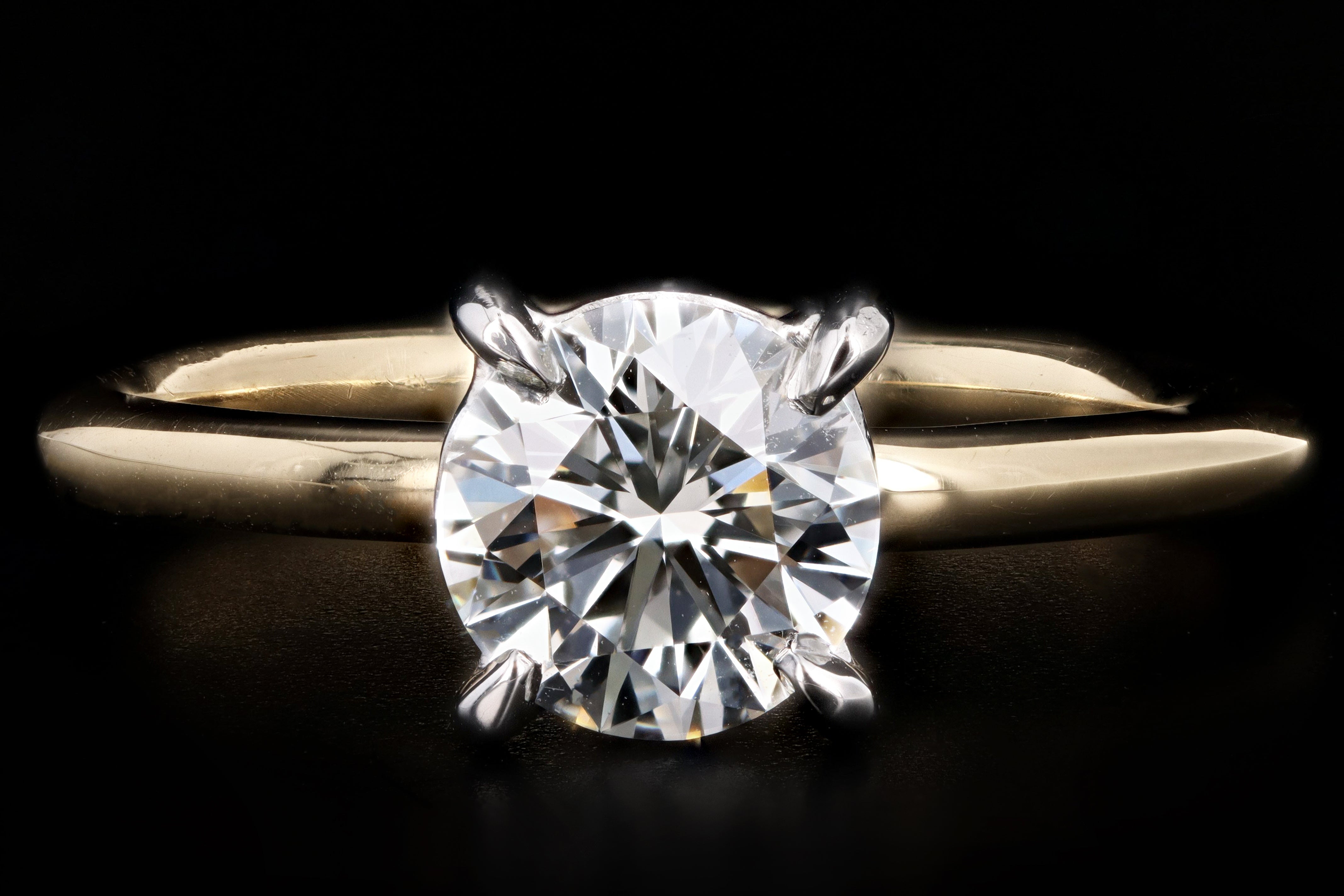 New Handmade 18K Yellow Gold & Platinum 1.06 Carat Round Brilliant Cut Diamond Engagement Ring GIA Certified - Queen May