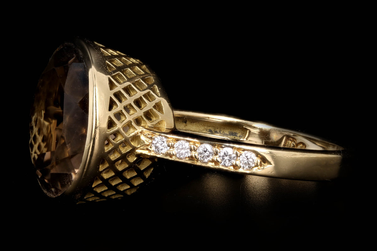 Modern 18K Yellow Gold 5.25 Carat Smoky Quartz & Diamond Ring - Queen May