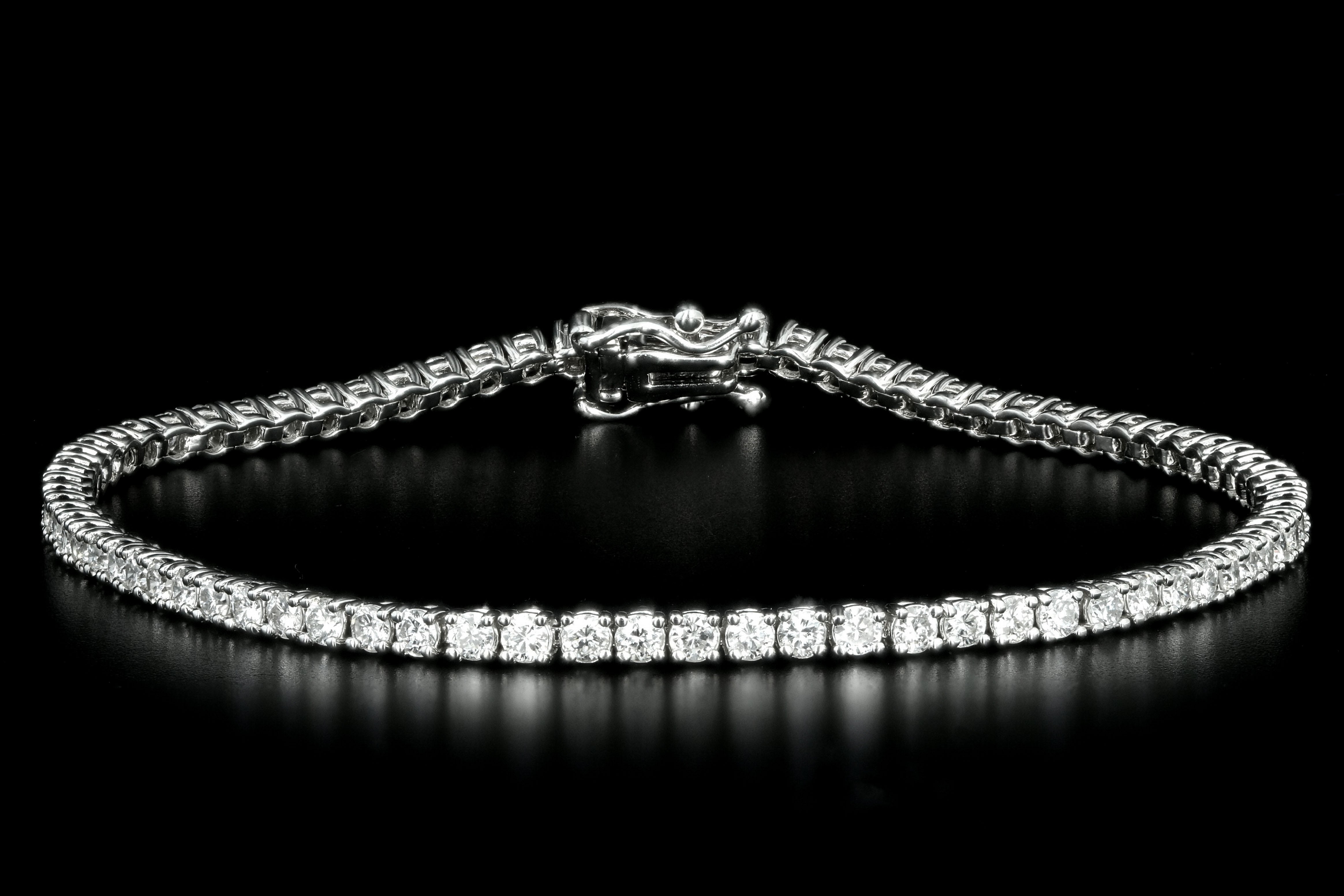 New 14K White Gold 2.63 Carat Round Brilliant Diamond Tennis Bracelet - Queen May