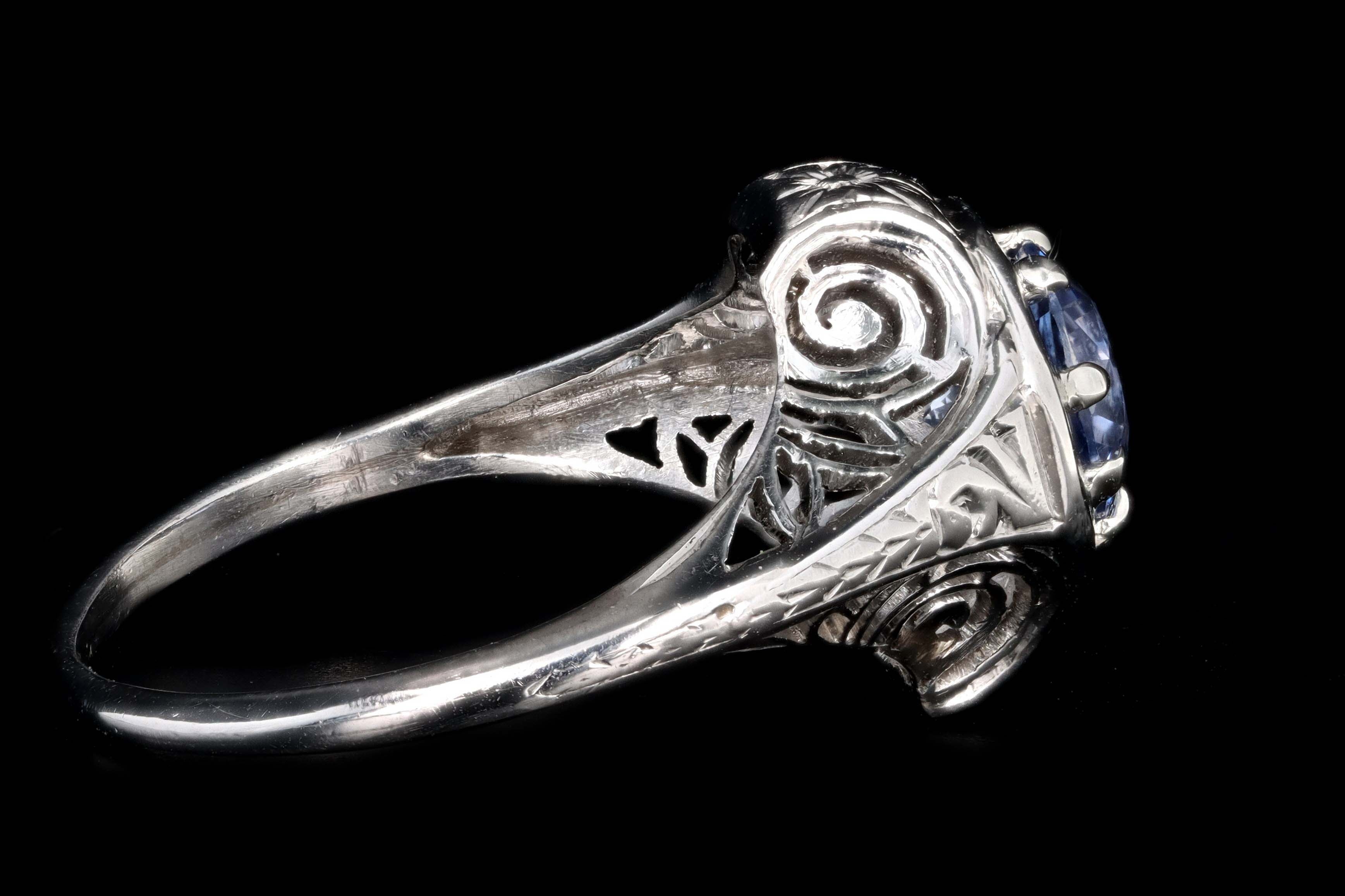 Art Deco Platinum 1.26 Carat Natural Sapphire Ring - Queen May