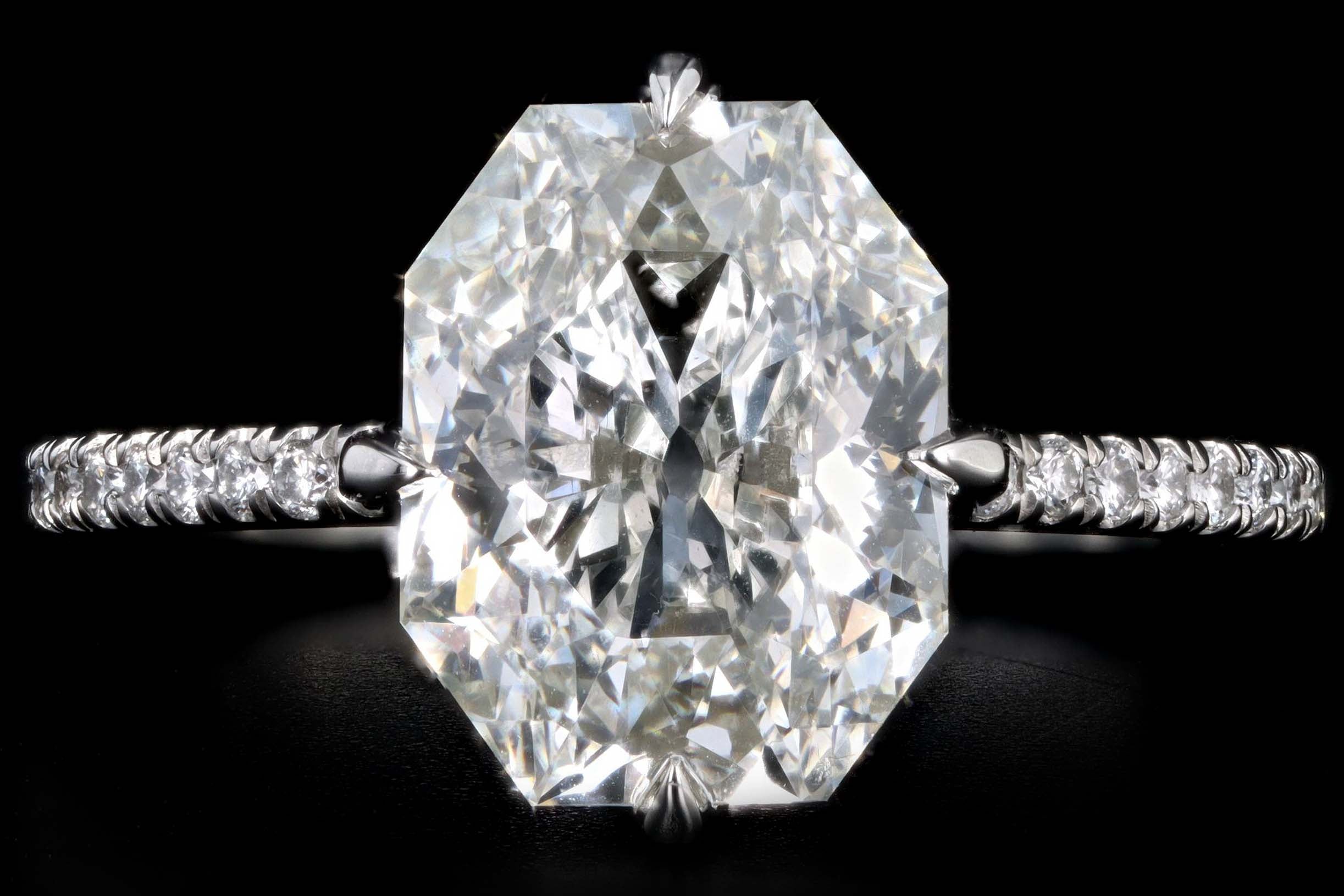 New Platinum 3.30 Carat Antique Radiant Cut Diamond Engagement Ring GIA Certified - Queen May