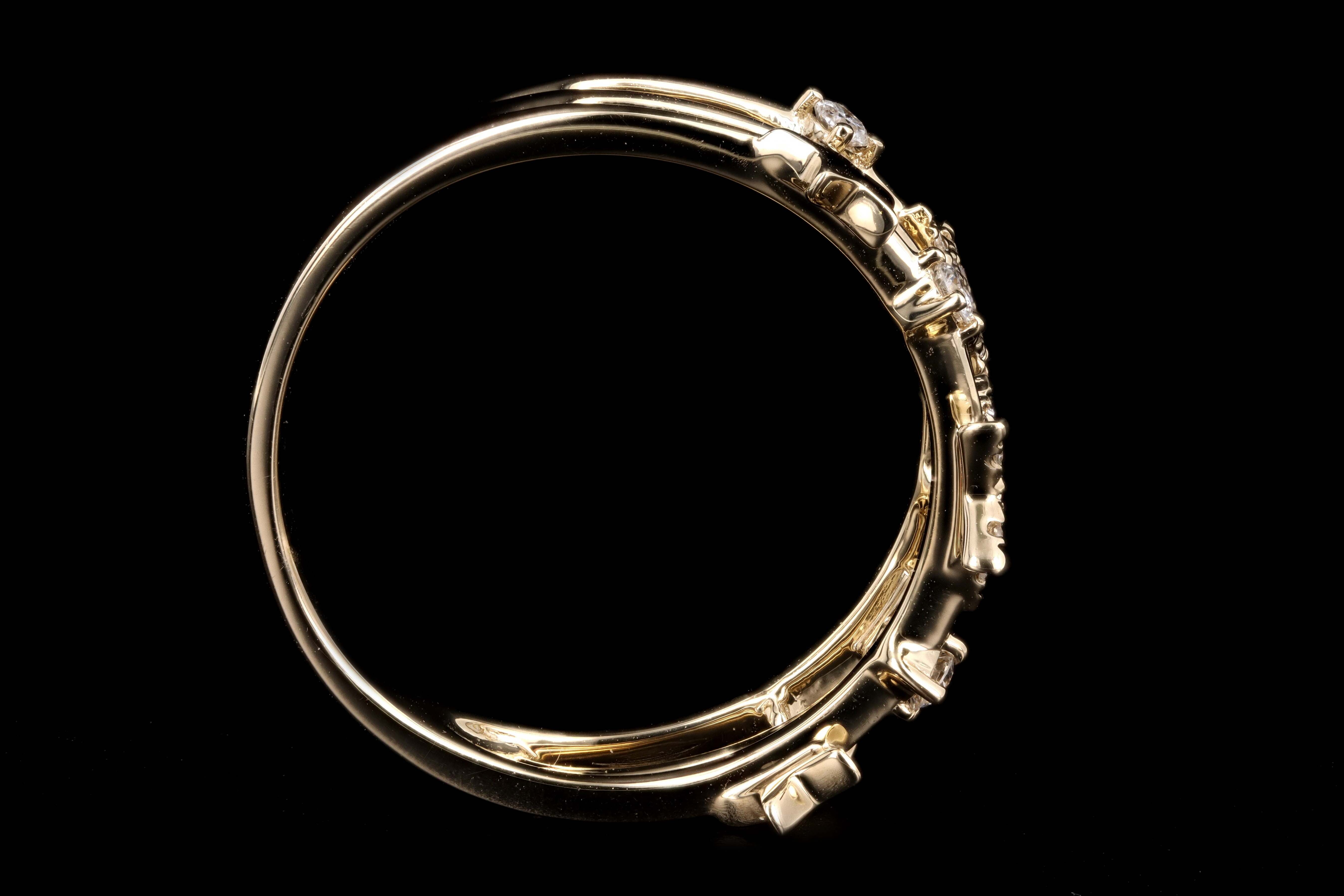 0.21CT Diamond Pave Star Ring - Queen May