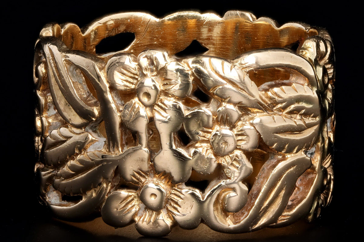 Art Nouveau 14K Yellow Gold Floral Motif Wedding Band - Queen May