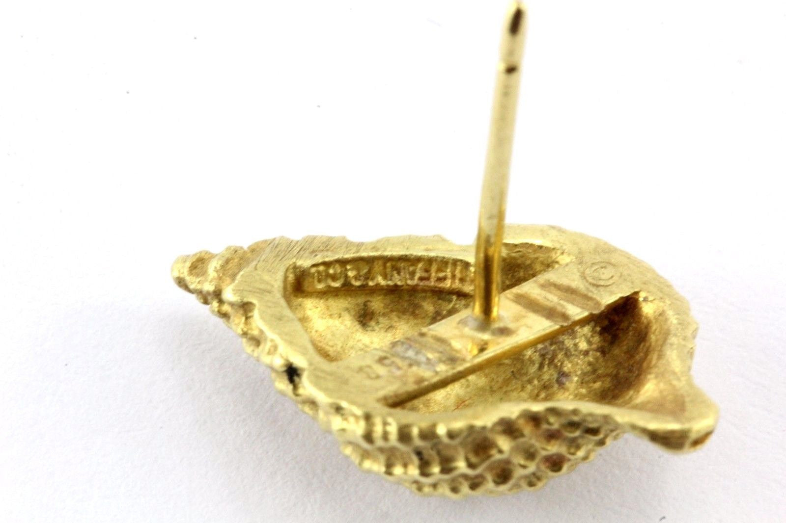 Tiffany & Co 750 18K Gold Brushed Conch Shell Earrings RARE - Queen May