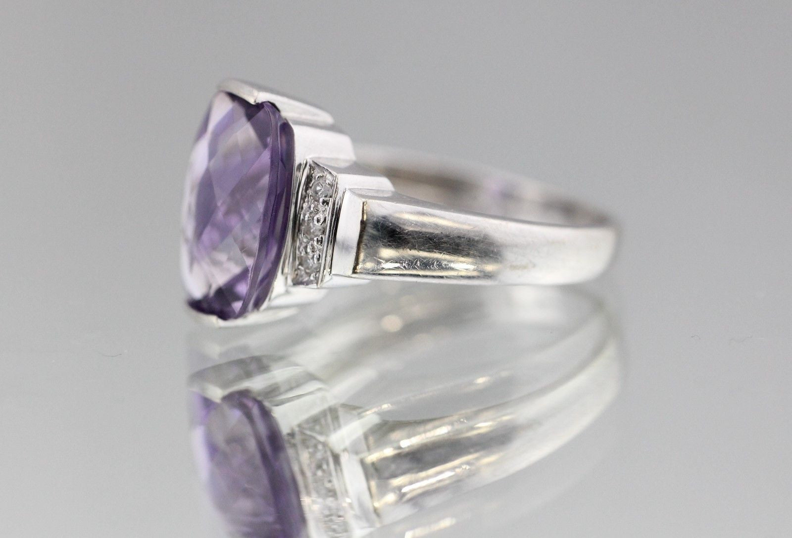 14K White Gold 3.5 Carat Amethyst & Diamond Ring - Queen May