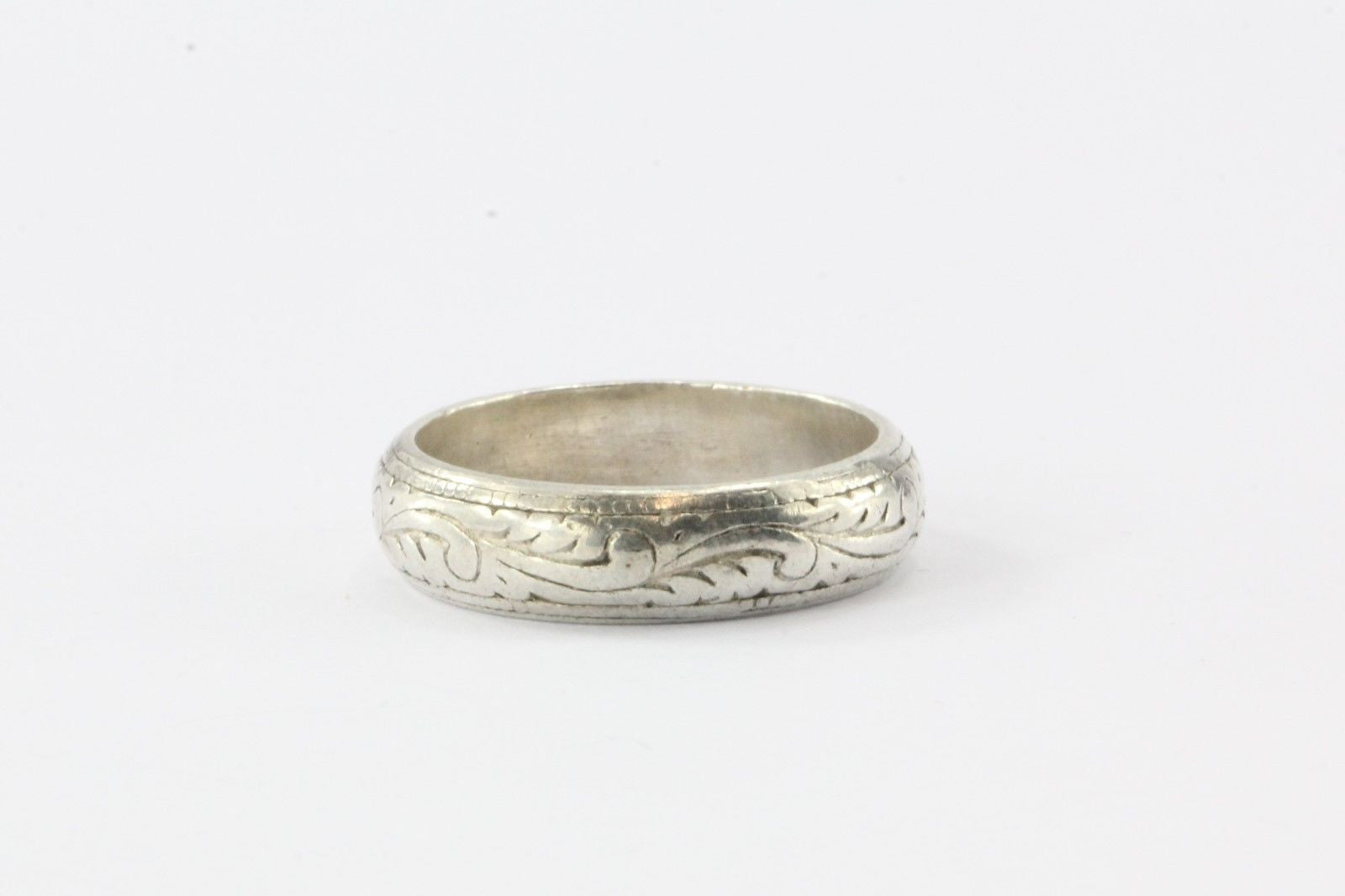 Antique Sterling Silver Art Nouveau Acanthus Leaf Ring Band - Queen May