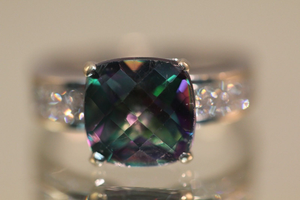 18K White Gold Mystic Topaz & Diamond Ring - Queen May