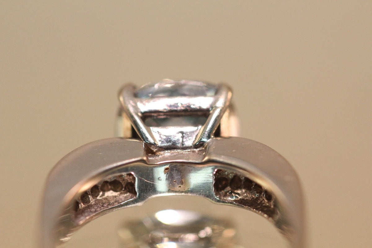 18K White Gold Mystic Topaz & Diamond Ring - Queen May