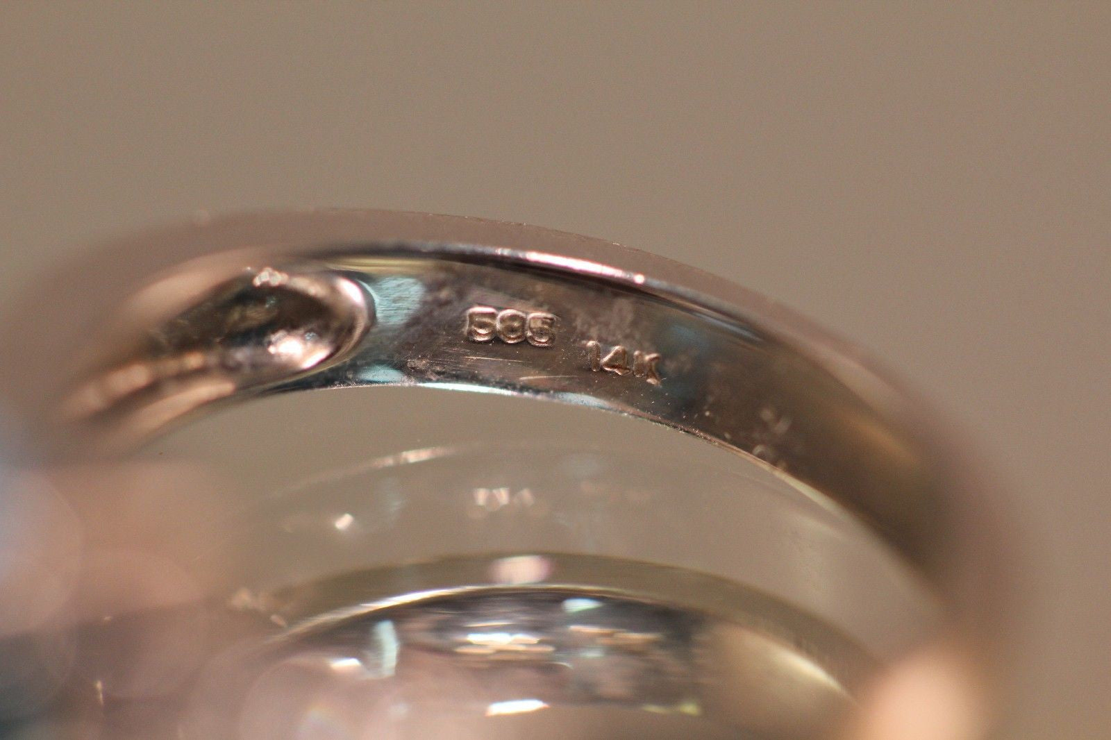 Vintage 14K White Gold Diamond & Blue Topaz Ring w/ Diamond Prongs - Queen May