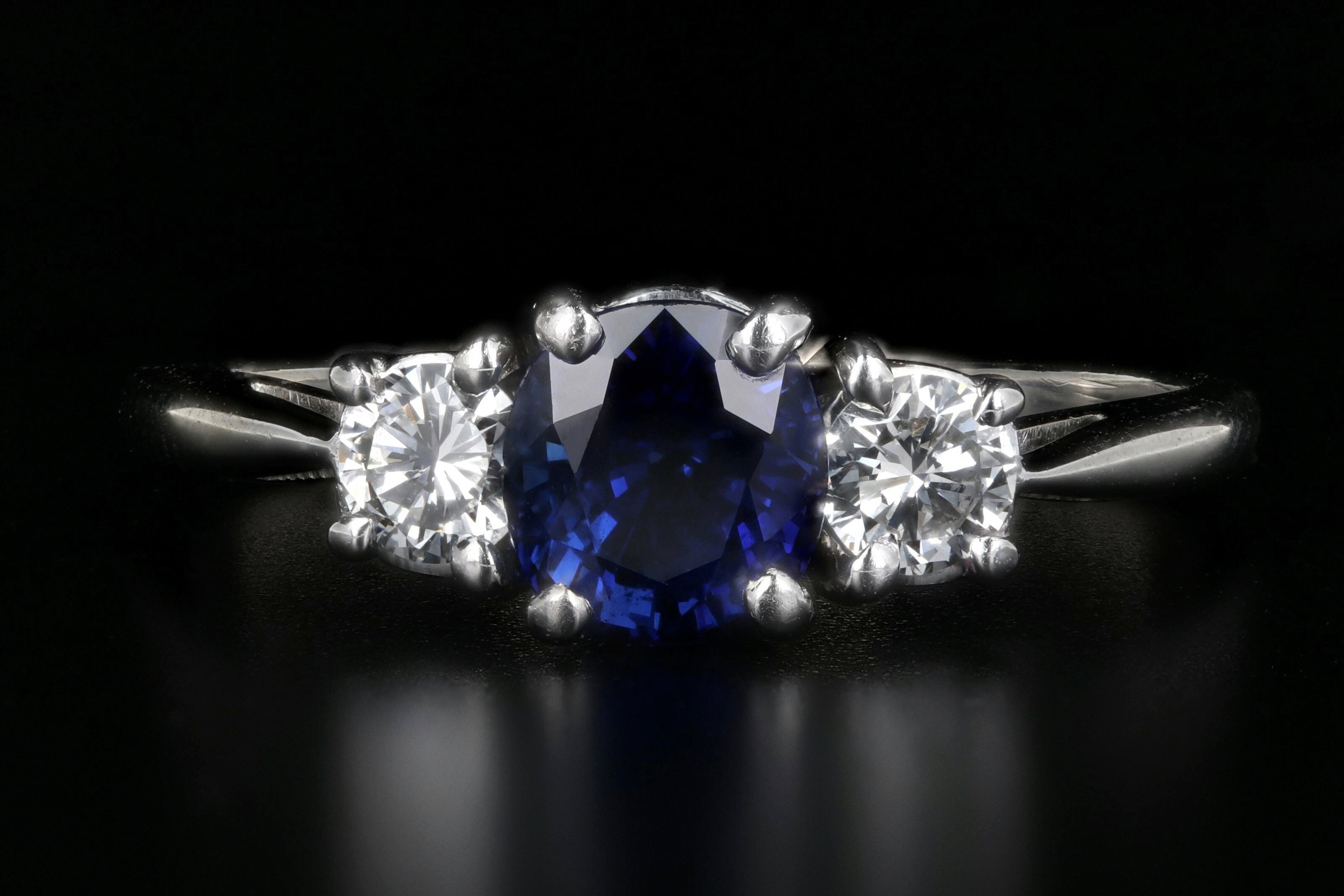 Modern 14K White Gold 1.129 Natural Sapphire and Diamond Ring - Queen May