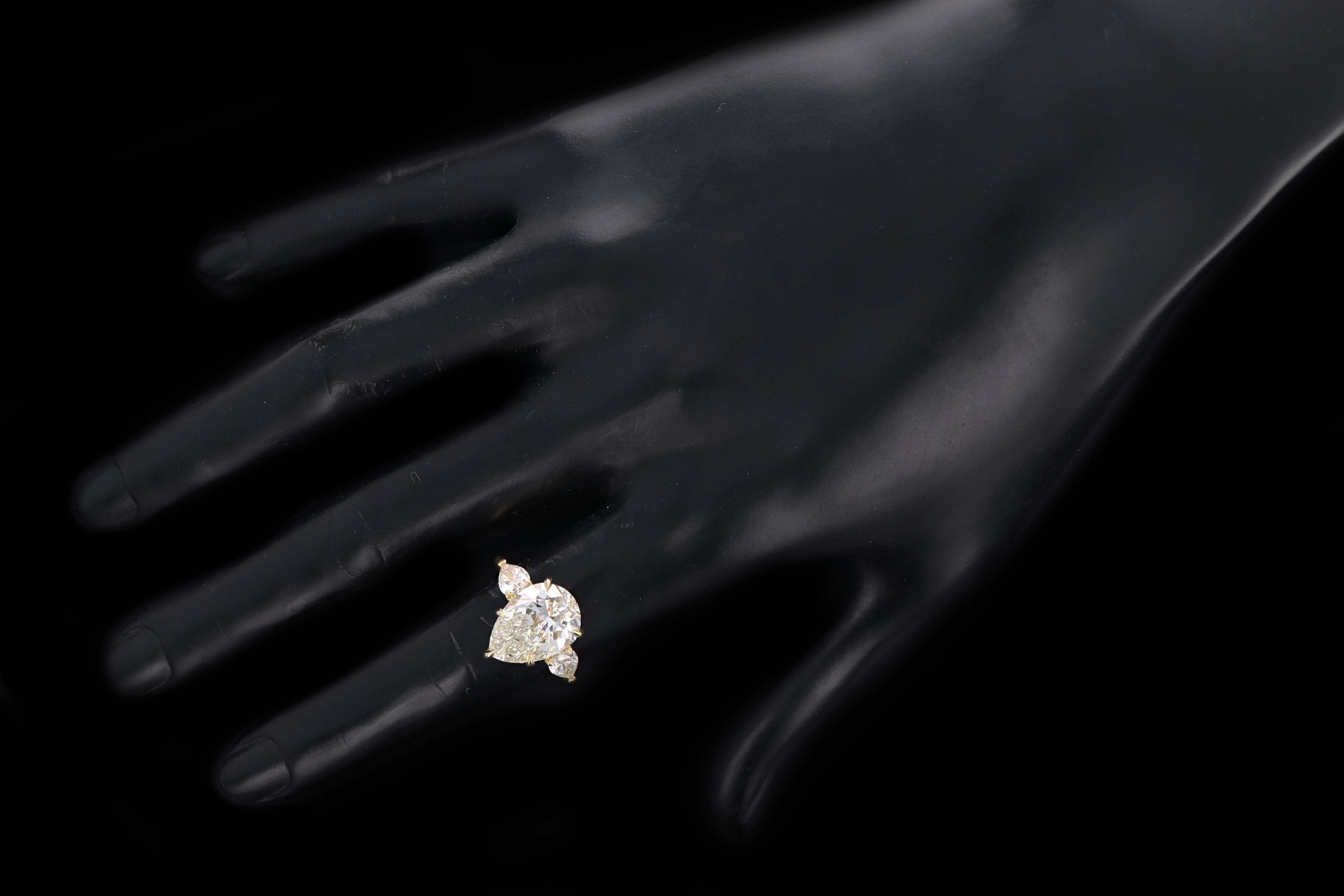 18K Yellow Gold 5.06 Carat Pear Cut Diamond Engagement Ring GIA Certified - Queen May