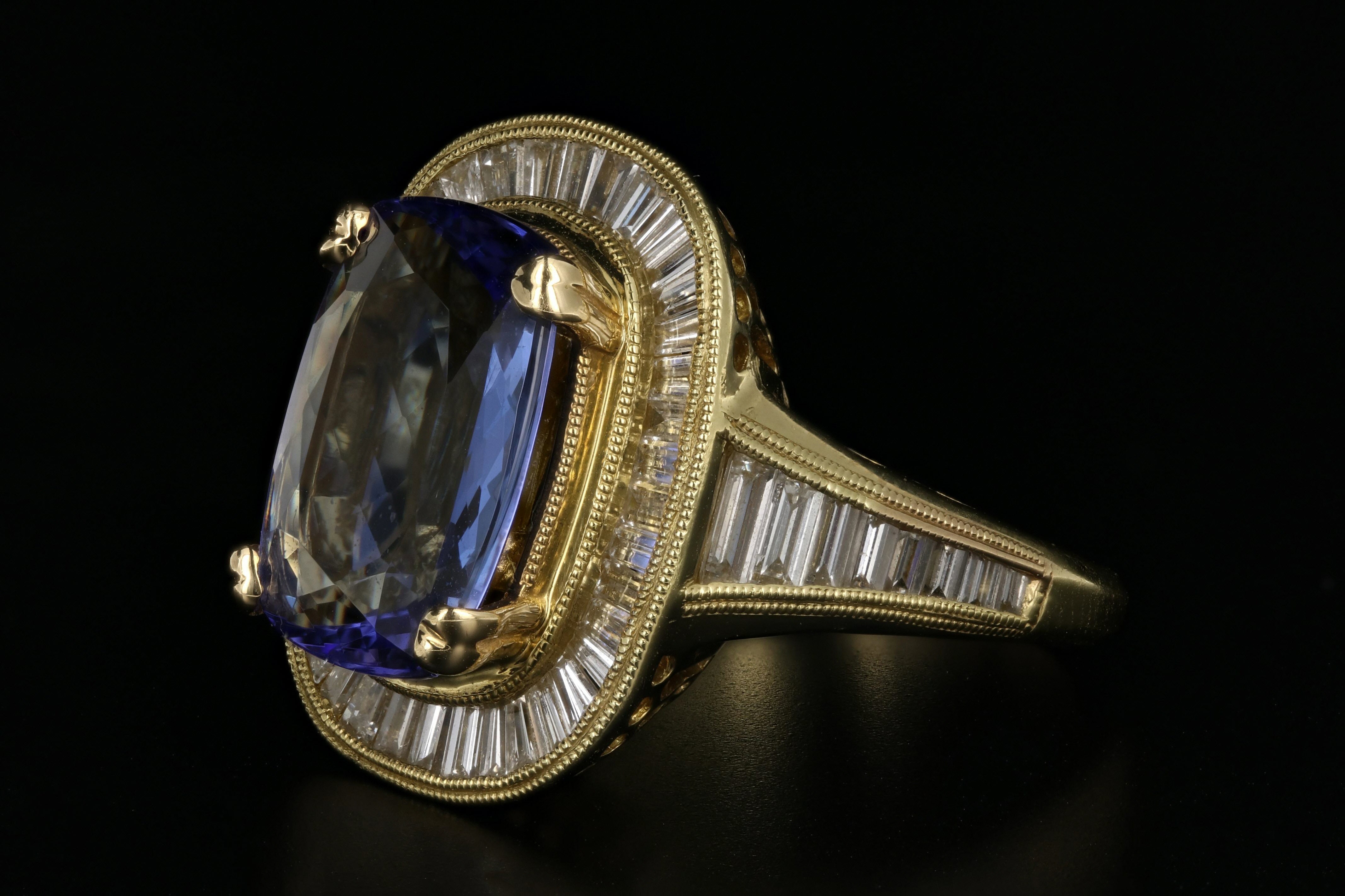 Modern 18K Yellow Gold 5.5 Carat Tanzanite & Diamond Ring - Queen May