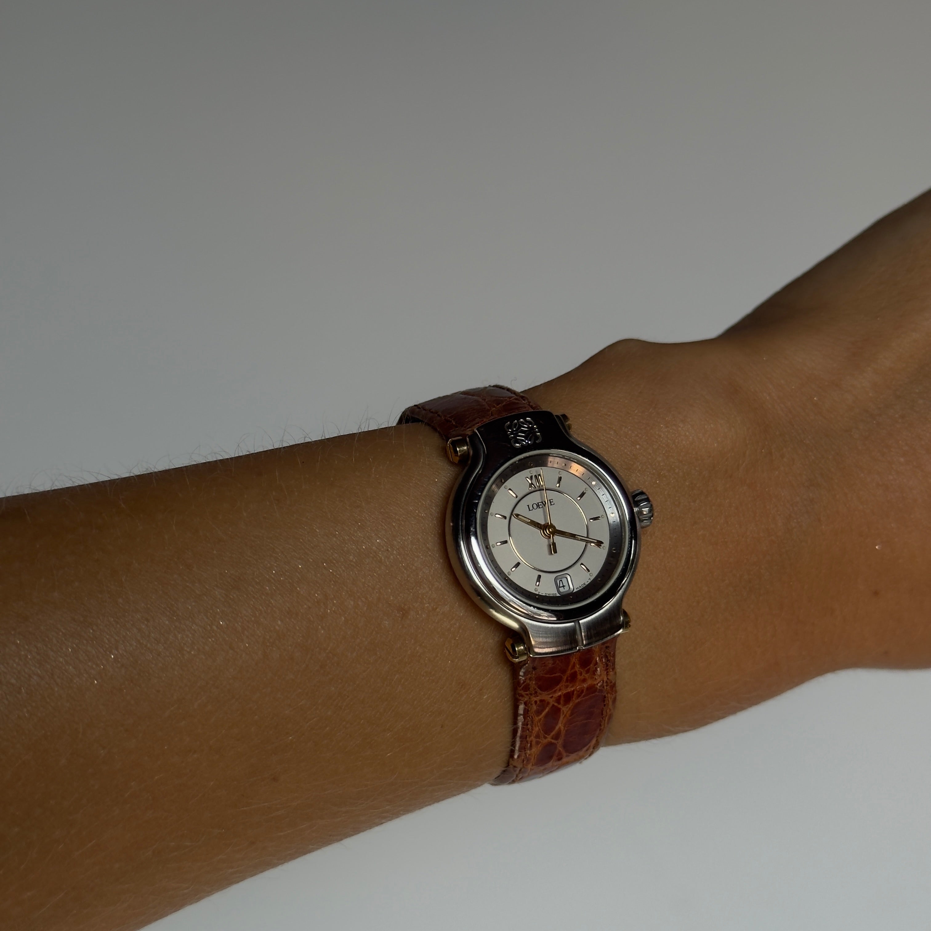 Vintage Ladies Loewe Watch - Queen May