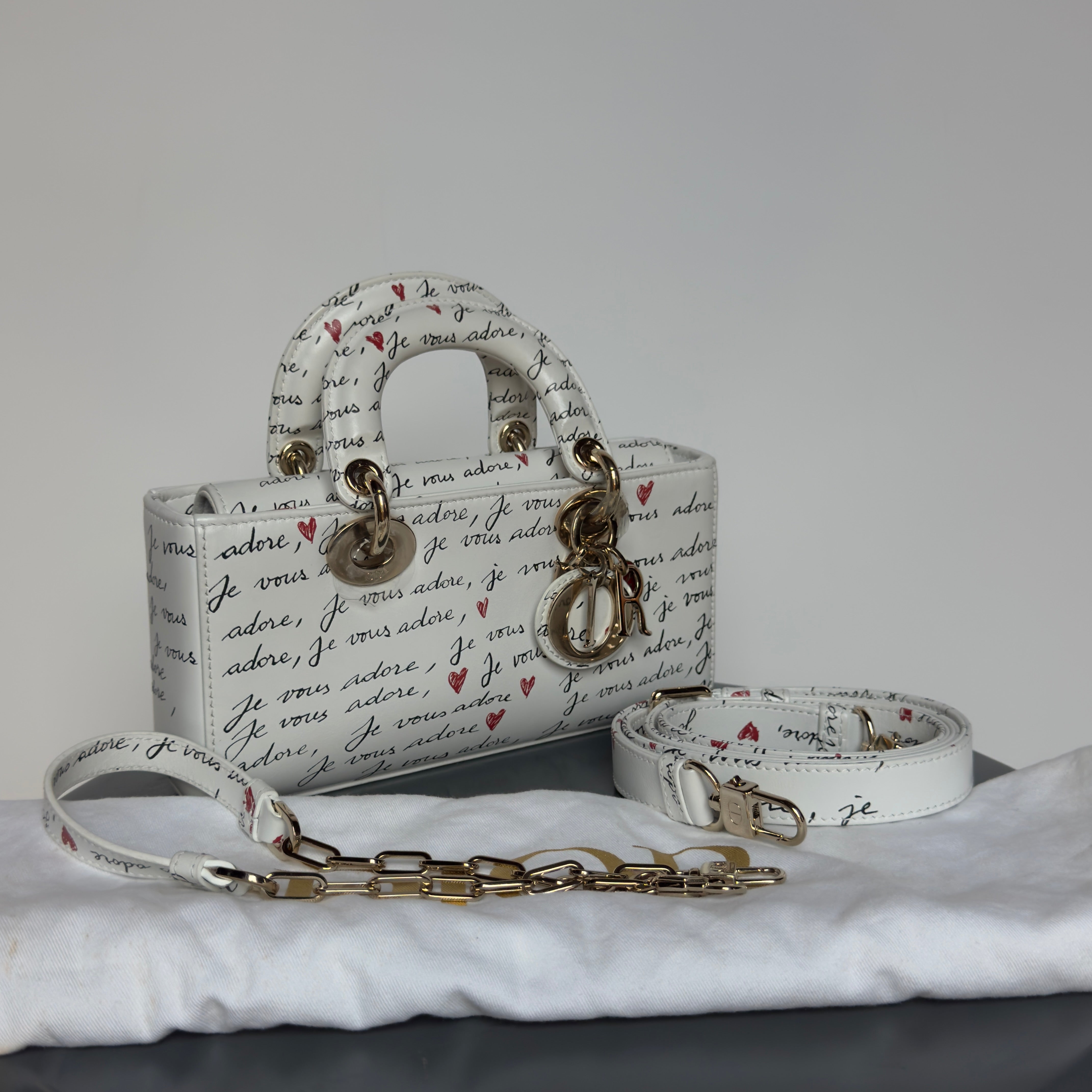 Christian Dior Je Vous Adore Lady D-Joy Dior Amour Bag - Queen May