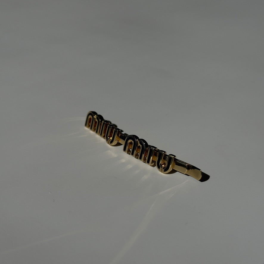 Miu Miu Enameled Metal Hair Clip Black Enamel - Queen May