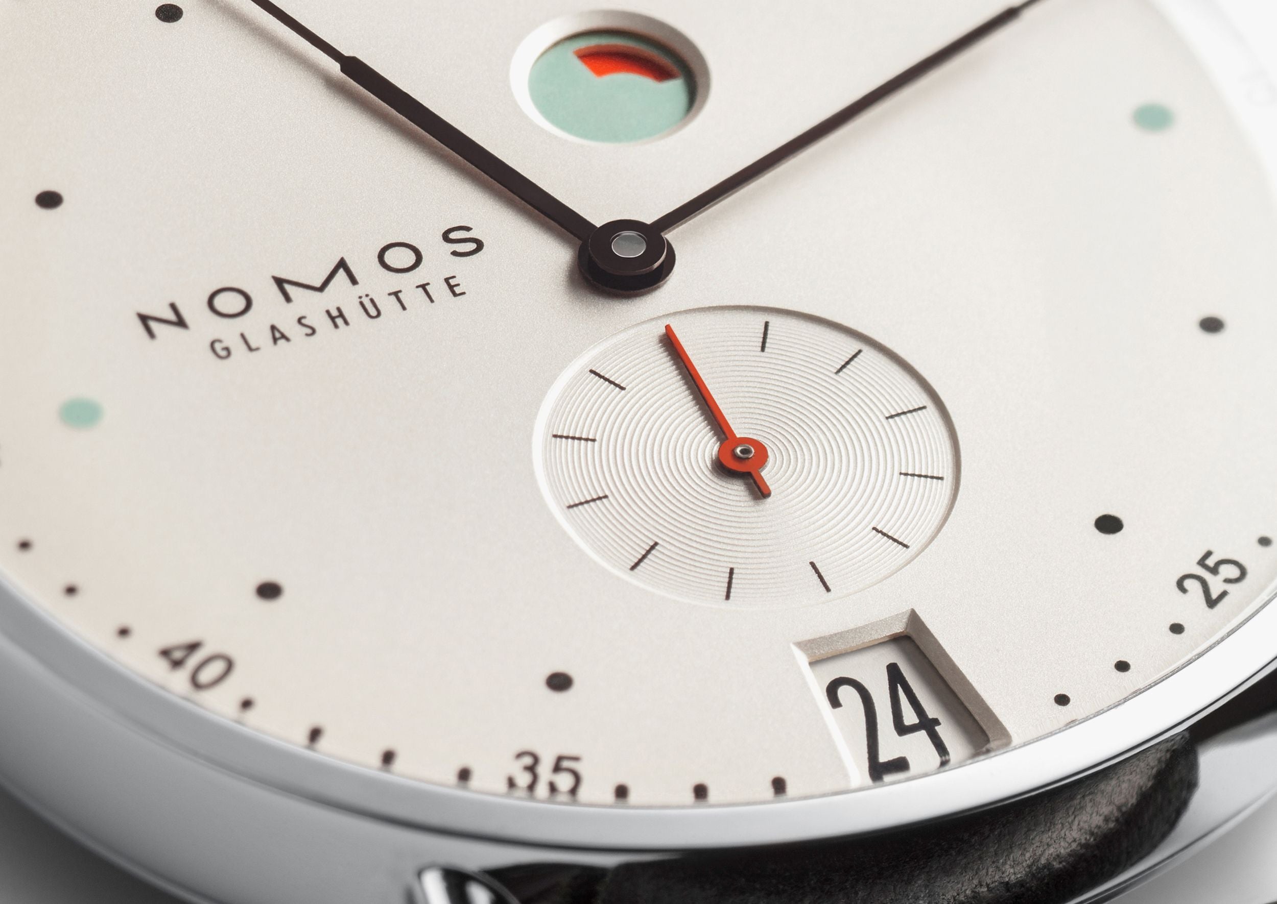 Nomos Glashütte Metro Date Power Reserve - Queen May
