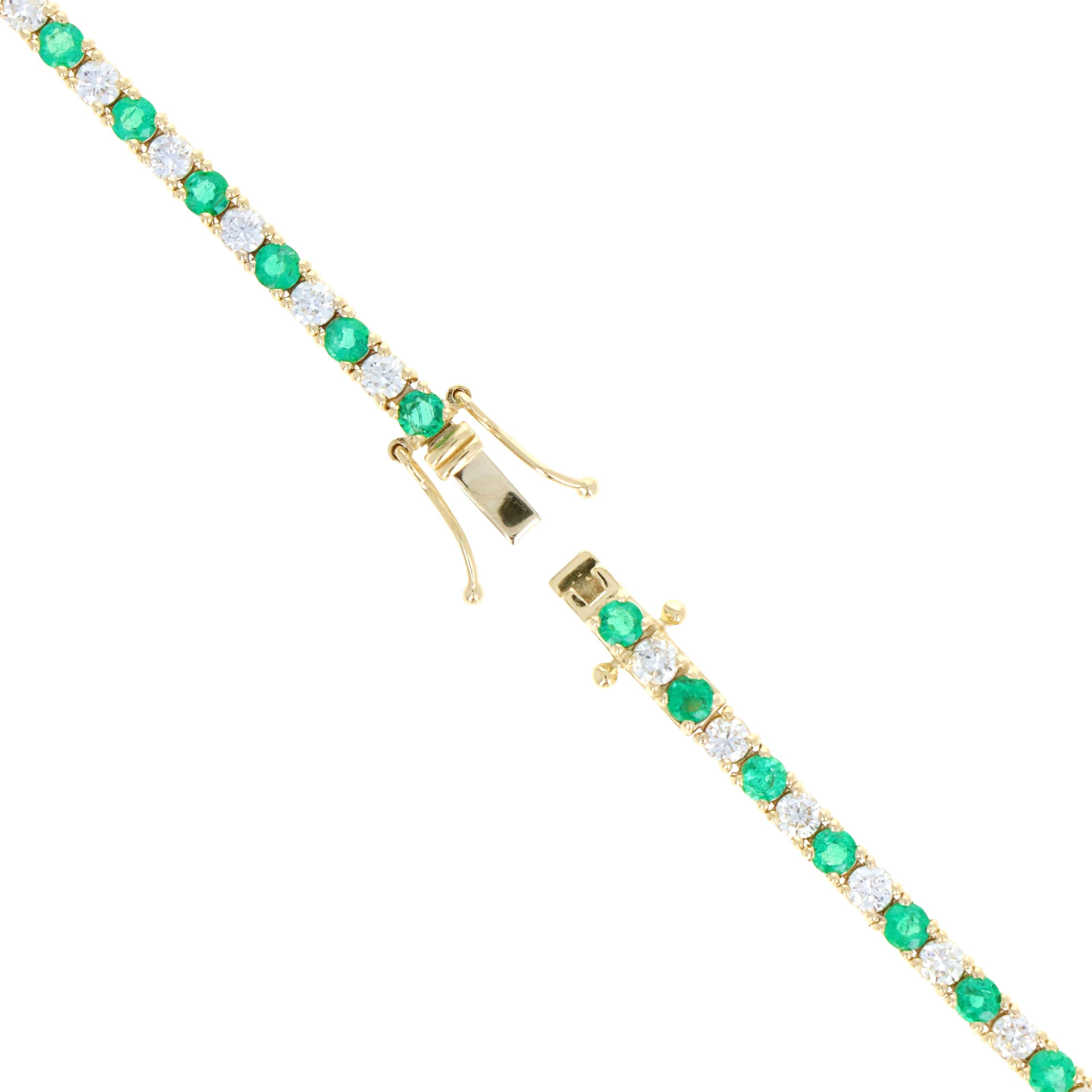 14K Yellow Gold 4.30 Carat Diamond and Emerald Alternating Tennis Bracelet