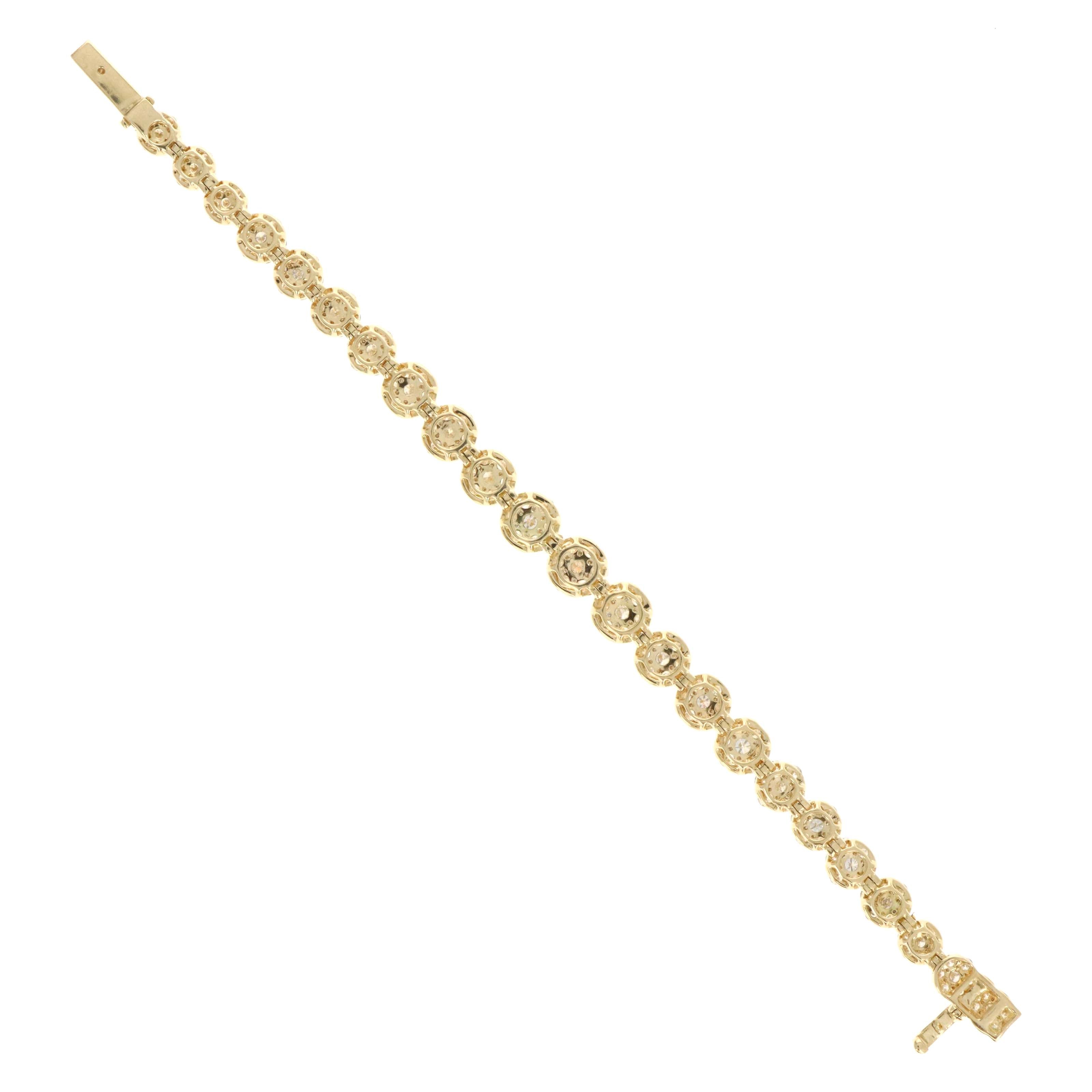 18K Yellow Gold 8.88 Carat Flower Cluster Graduated Bracelet - Queen May