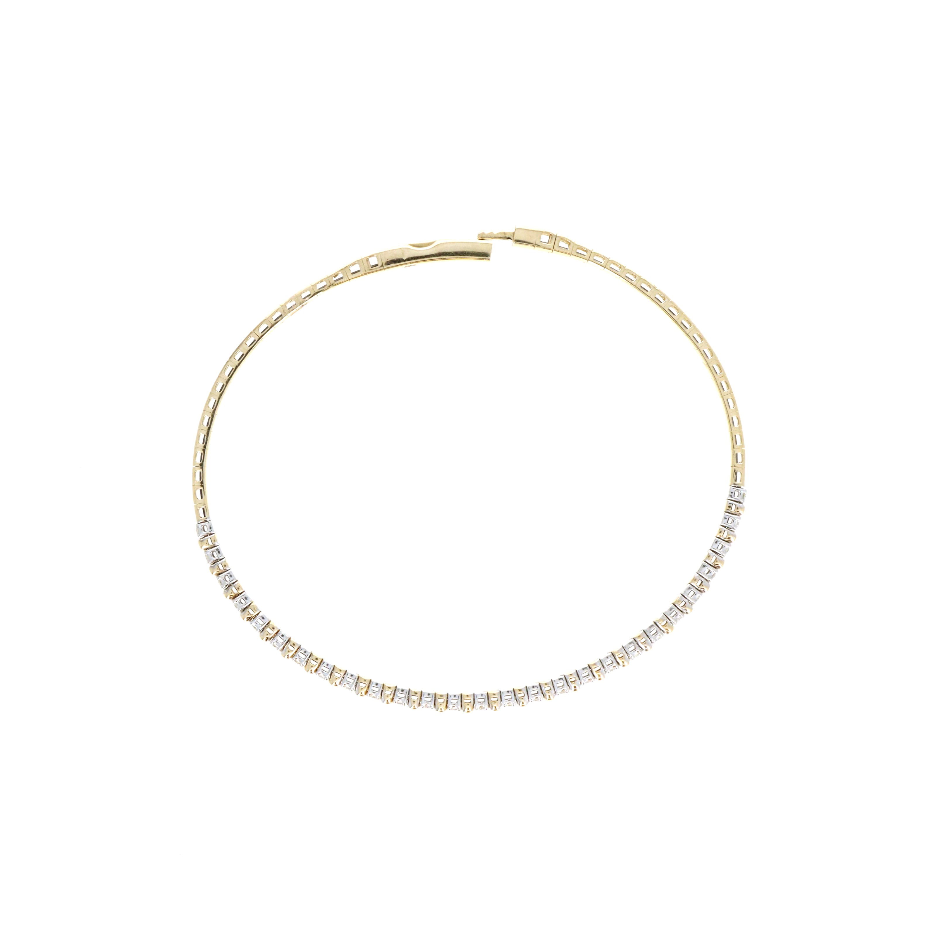 14K Gold Two Tone 0.27 Carat Round Brilliant Diamond Bangle