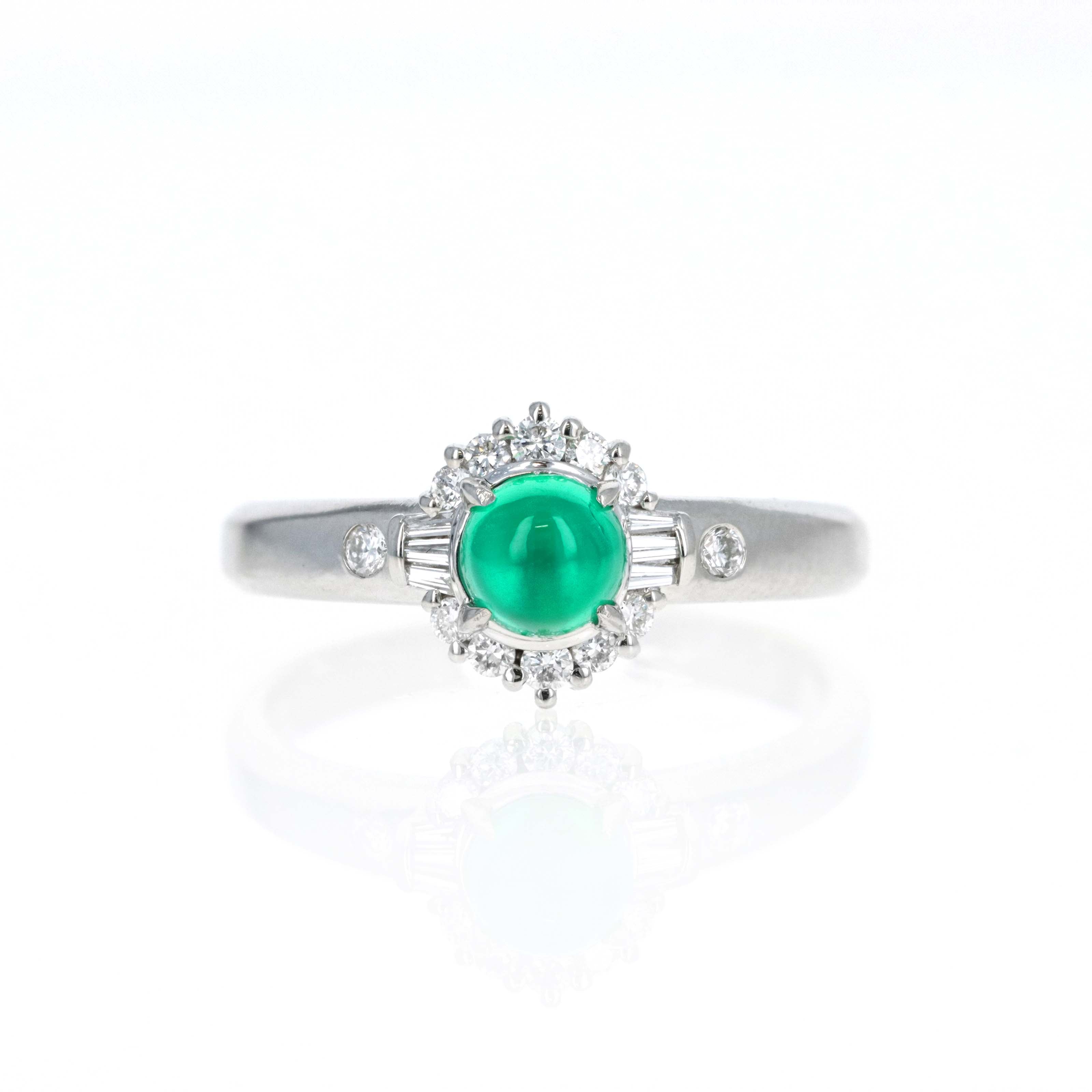 Platinum 0.78 Carat Round Cabochon Emerald Diamond Accented Fan Ring - Queen May