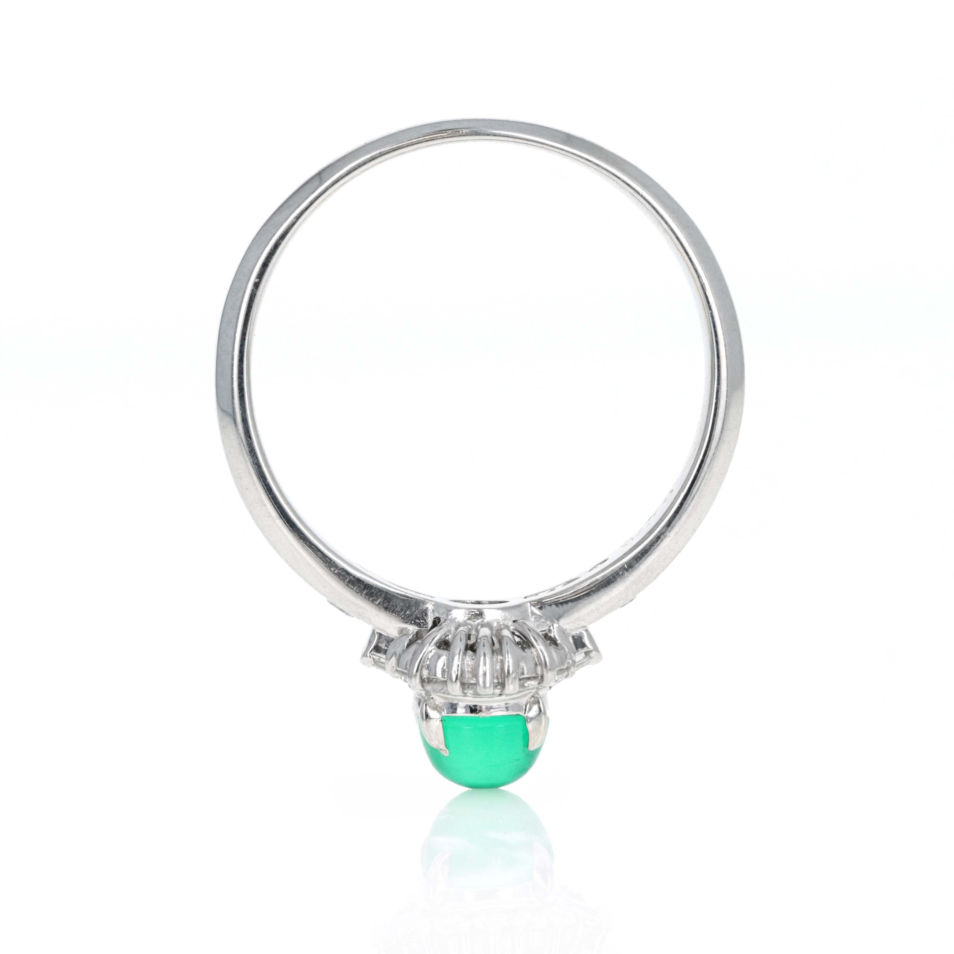 Platinum 0.78 Carat Round Cabochon Emerald Diamond Accented Fan Ring - Queen May