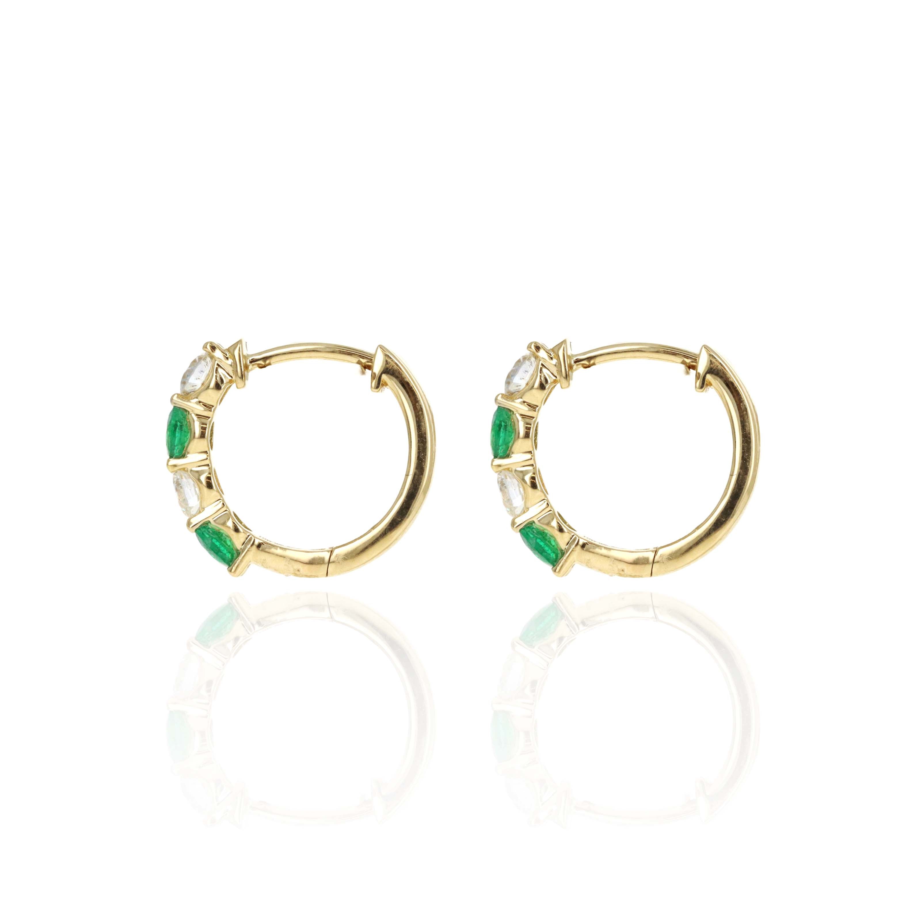 14K Yellow Gold Diamond & Emerald Huggie Hoop Earrings - Queen May
