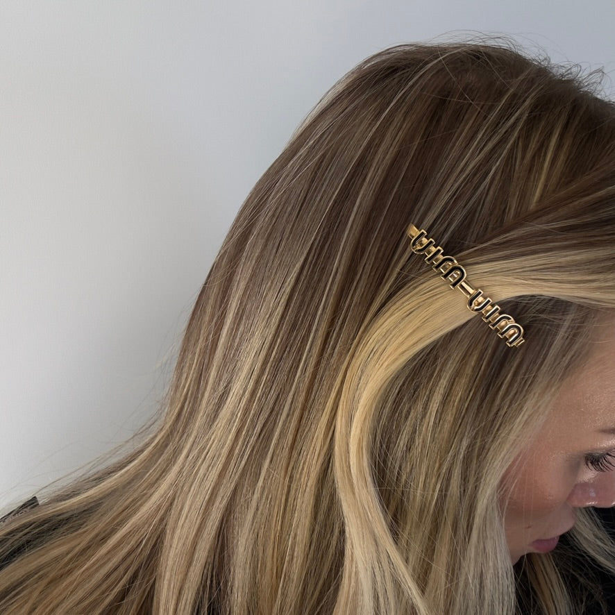 Miu Miu Enameled Metal Hair Clip Black Enamel - Queen May