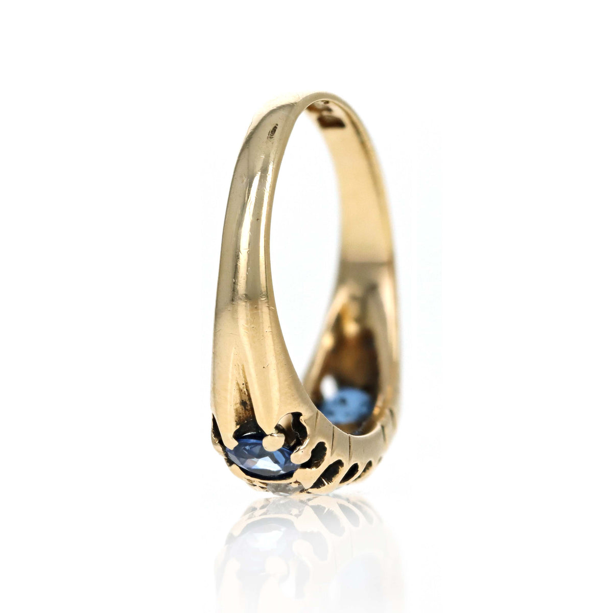 English Victorian 18K Yellow Gold Old Mine Cut Diamond & Sapphire Five Stone Ring