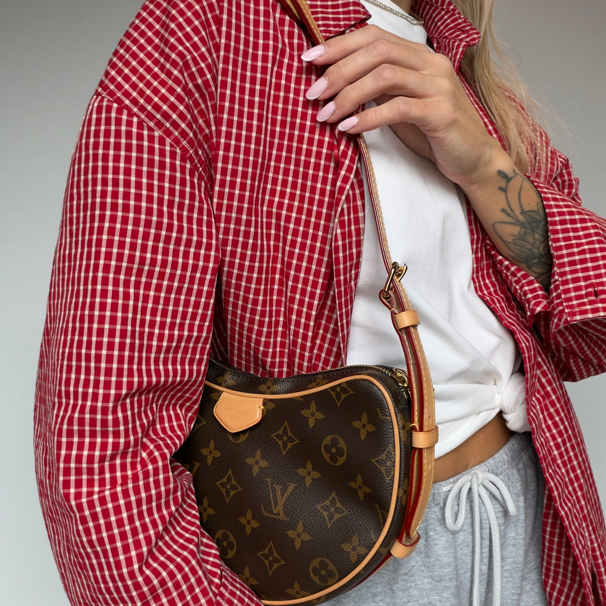 Louis Vuitton Monogram Croissant MM With Accessories Pouch