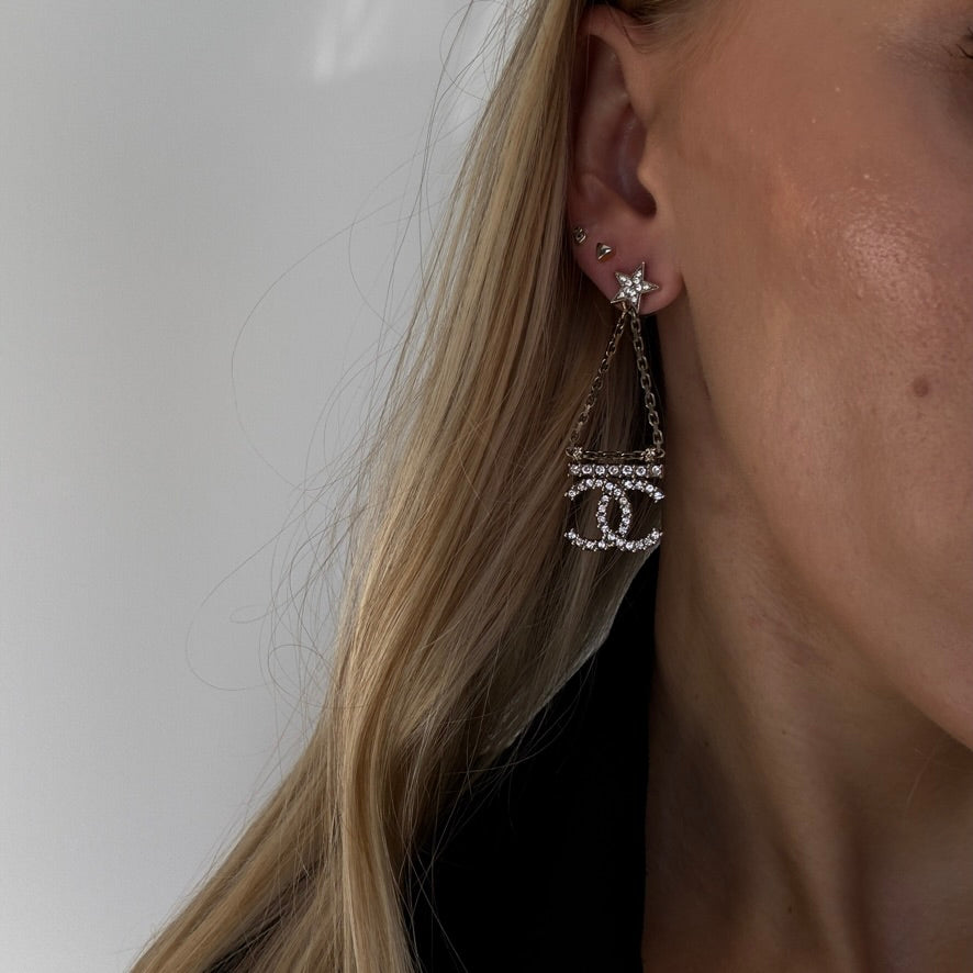 Chanel 22S Double CC Rhinestone Star Earrings - Queen May