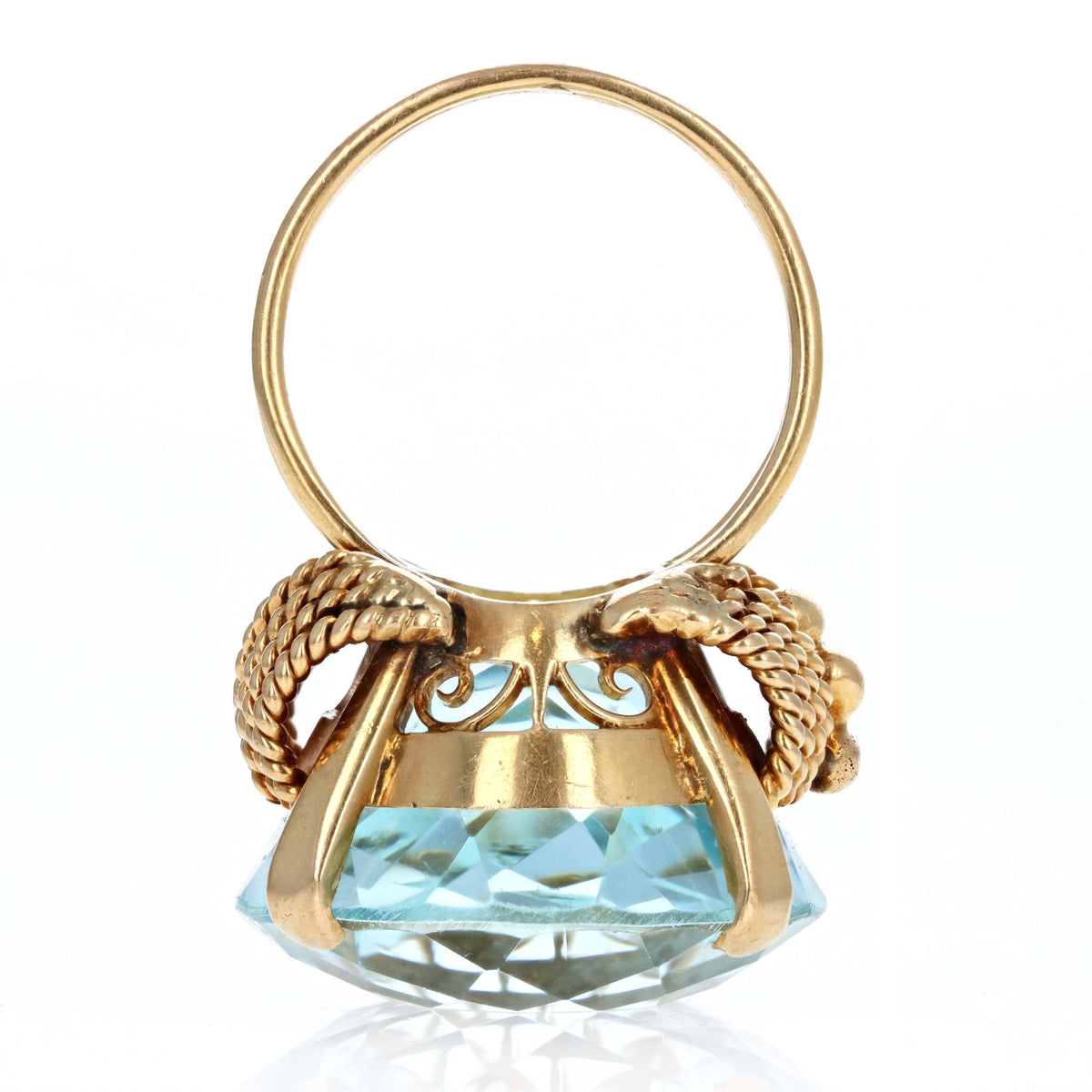 18K Yellow Gold 30 Carat Oval Aquamarine Cocktail Ring - Queen May