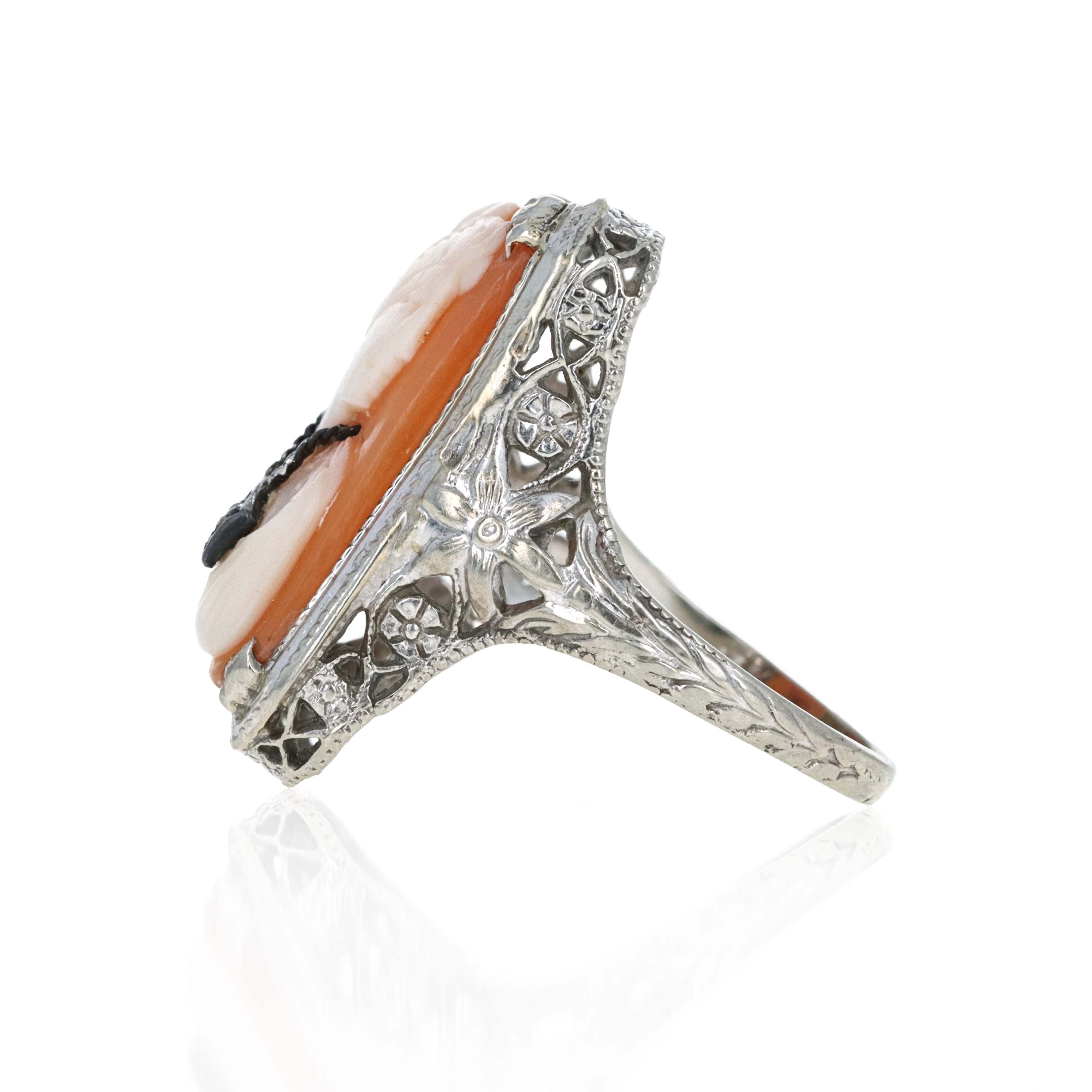 Art Deco 14K White Gold 0.015 Carat Diamond Cameo Engraved Filigree Ring