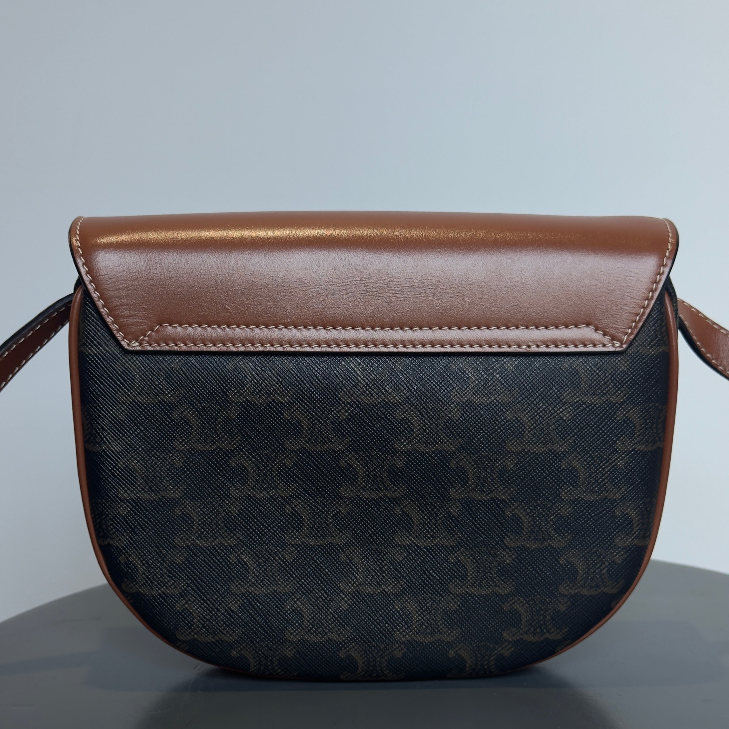 Celine Calfskin Triomphe Besace Tan