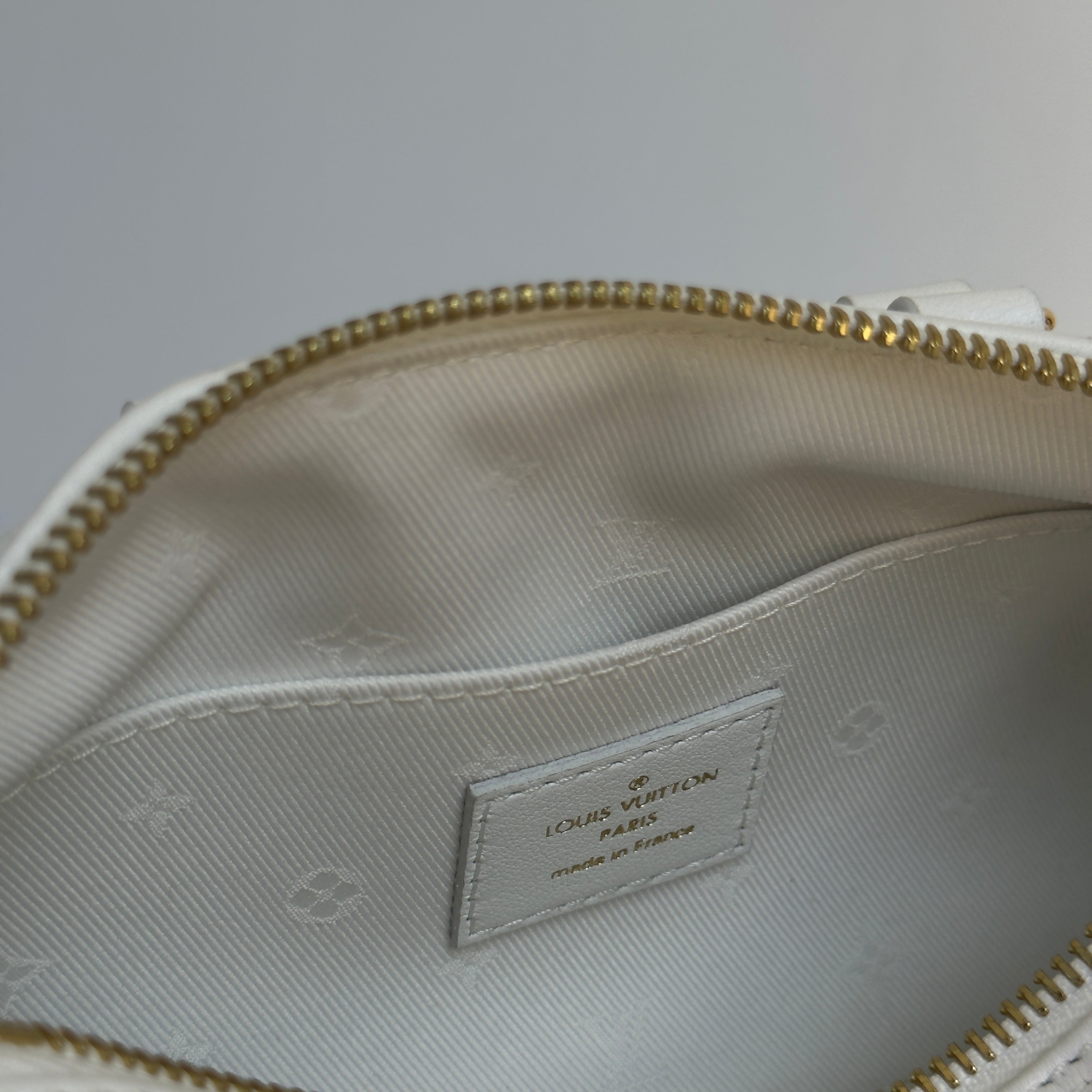 Louis Vuitton Calfskin Bubblegram Papillon BB Snow White